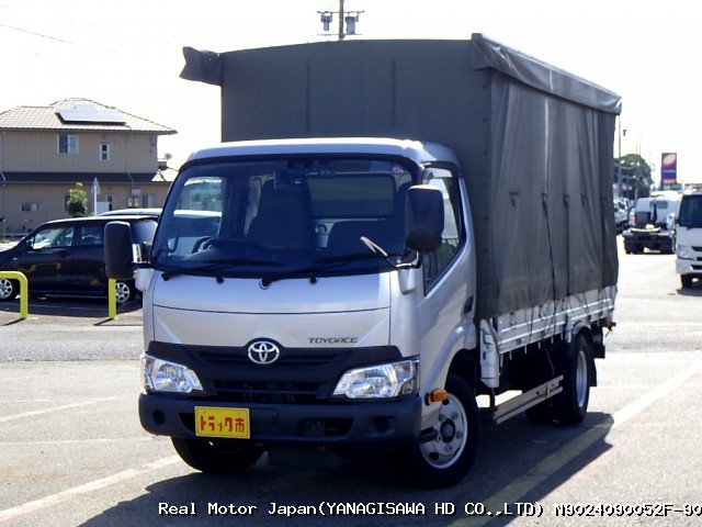 2017 TOYOTA TOYOACE