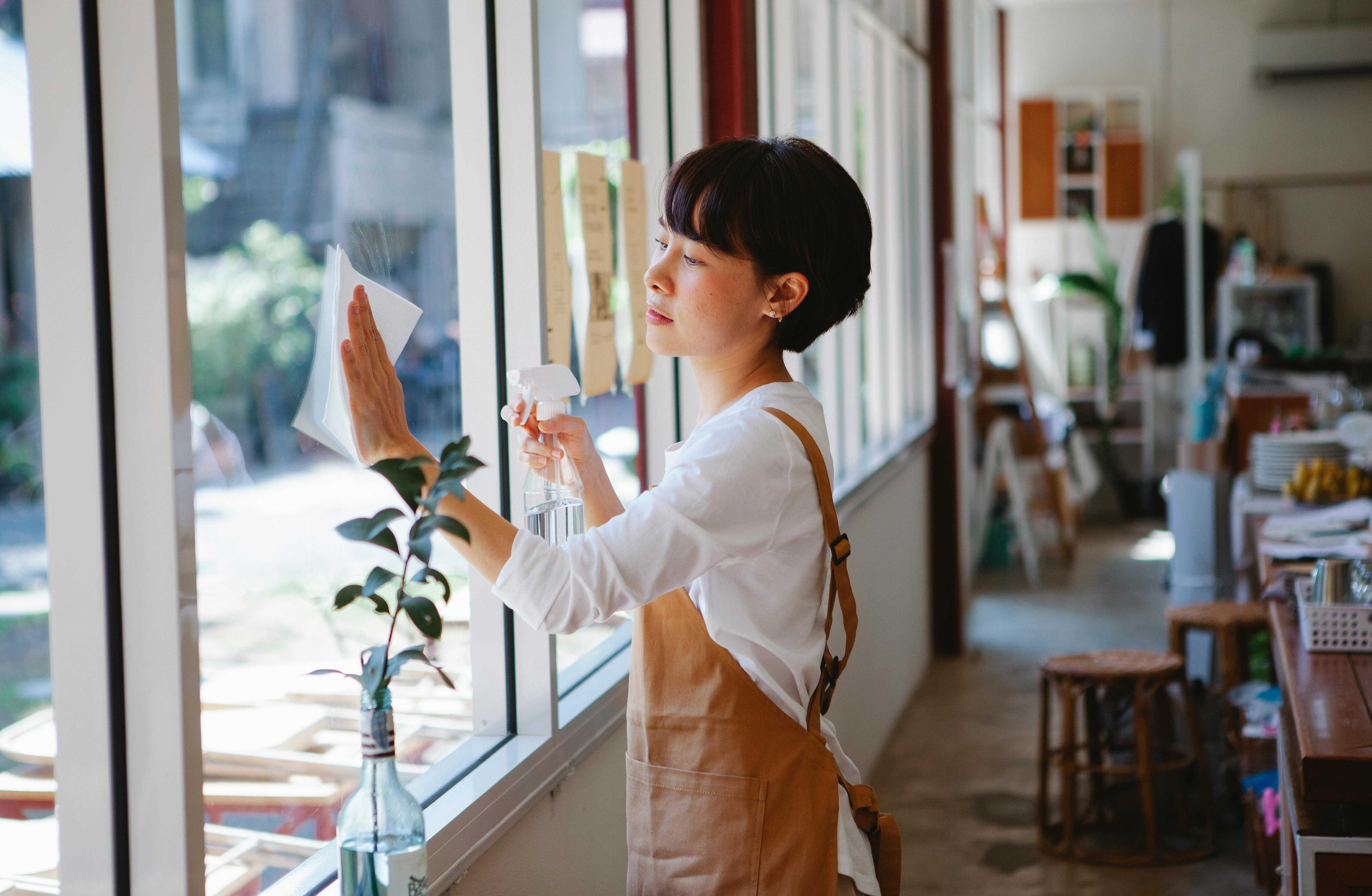 Smart Solutions: Leveraging AI and Automation to Strengthen Cash Flow in Cleaning Businesses