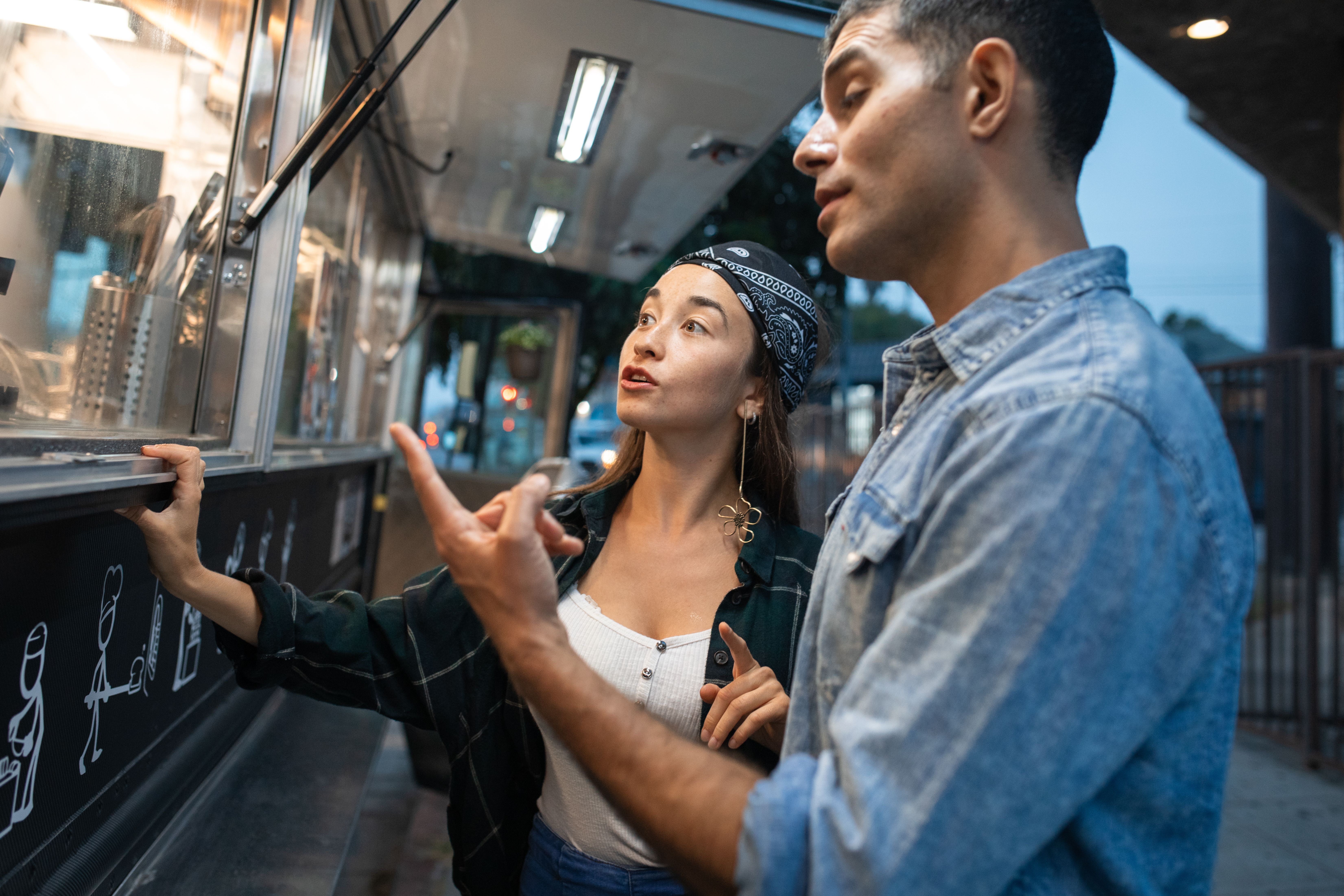 Smart Solutions: Leveraging AI and Automation to Streamline Cash Flow for Food Trucks