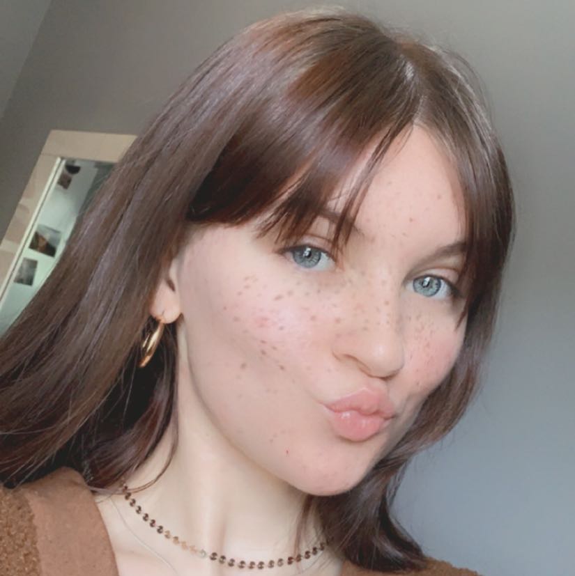 <3