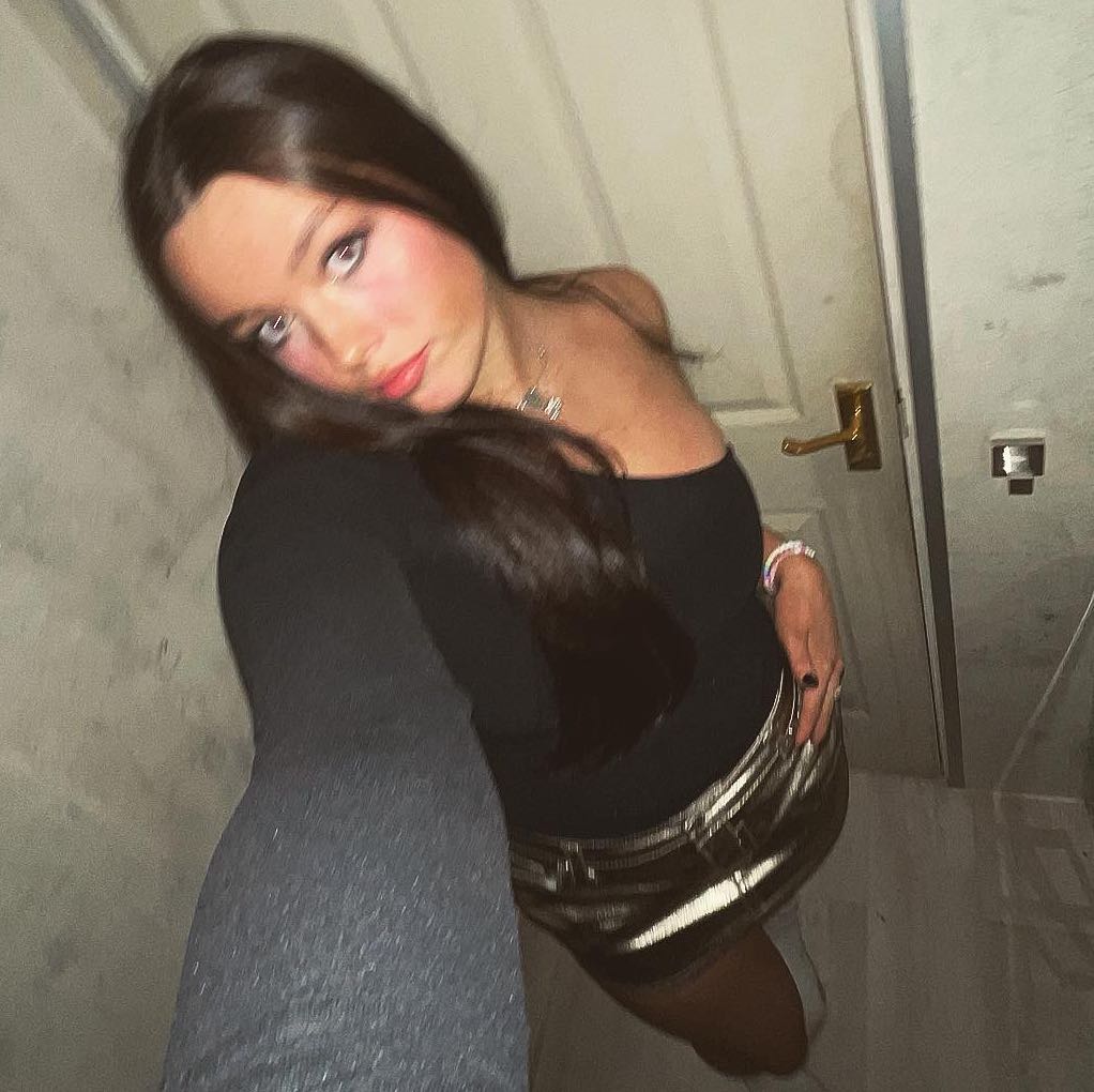 neve ewing