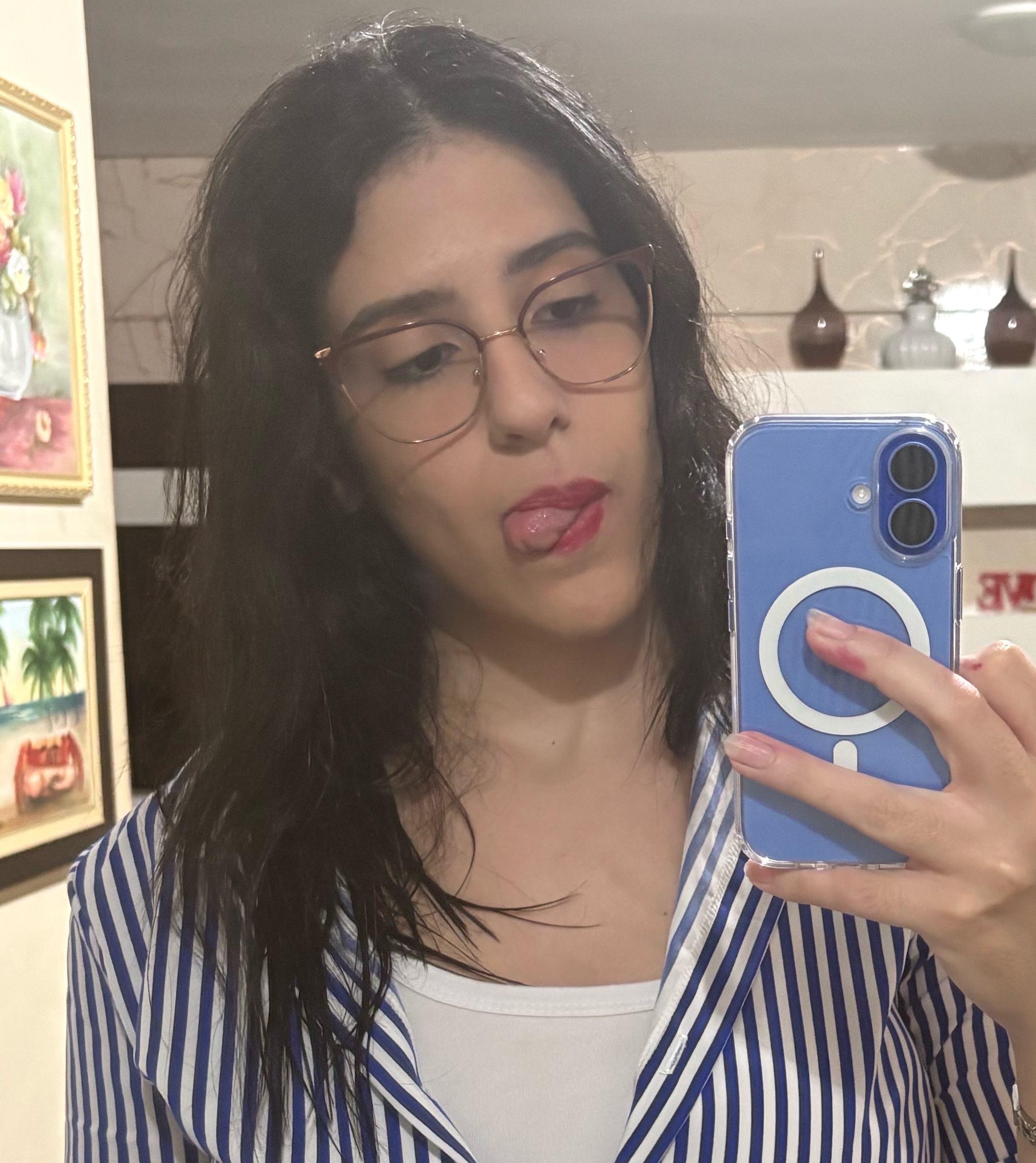 larissa ;)
