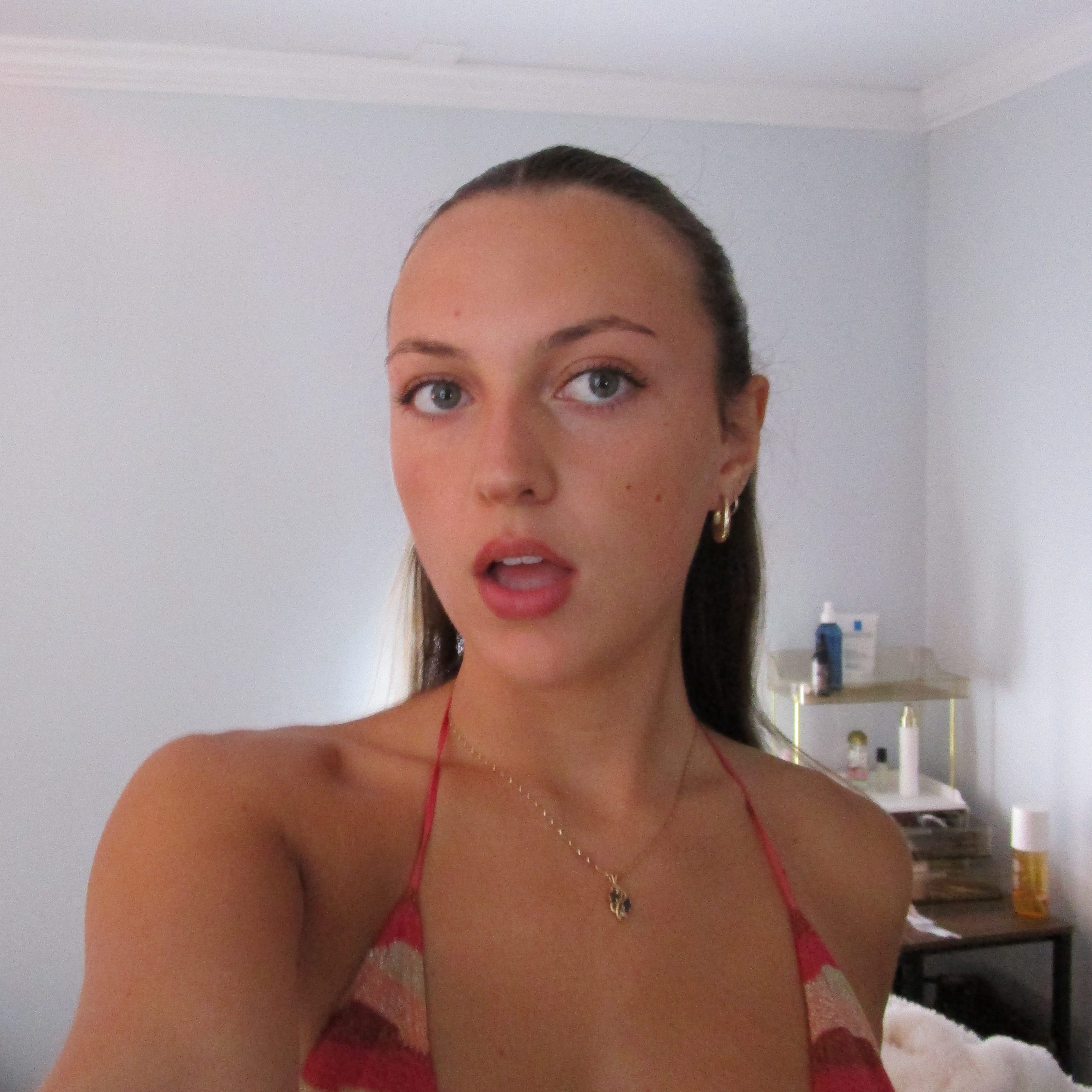 em