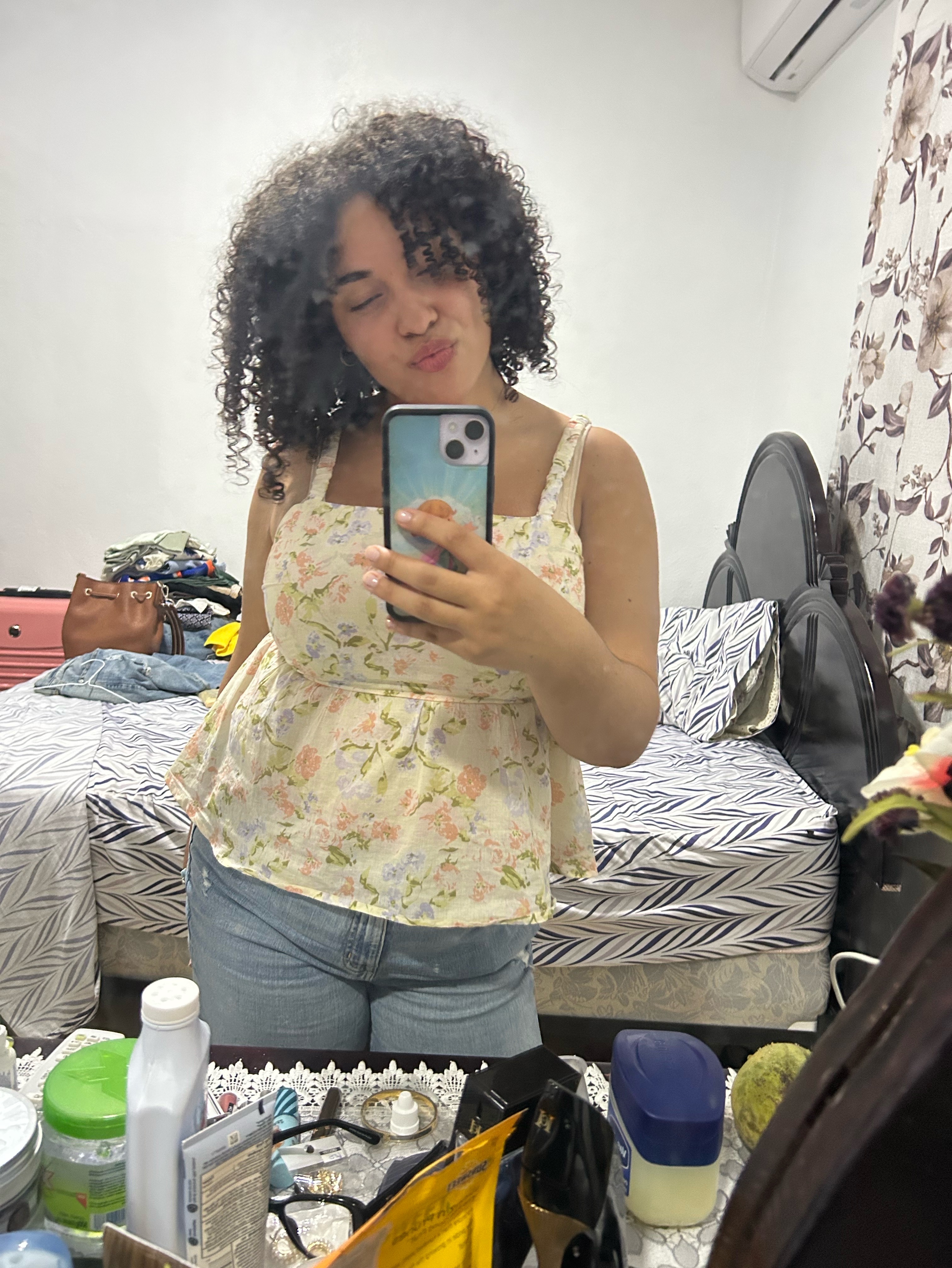 Camila :)