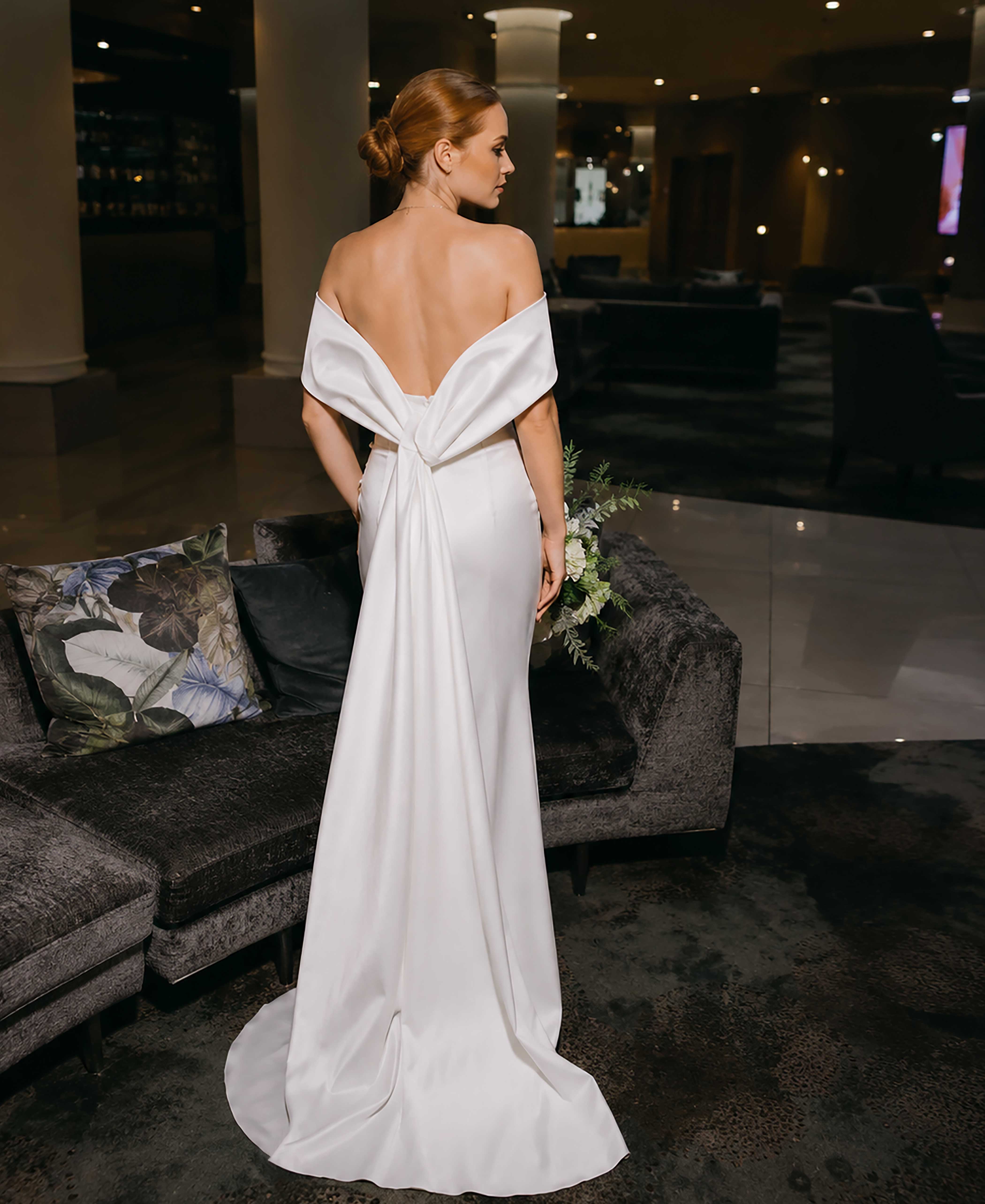 Aveline| Off-Shoulder Wedding Dress 3