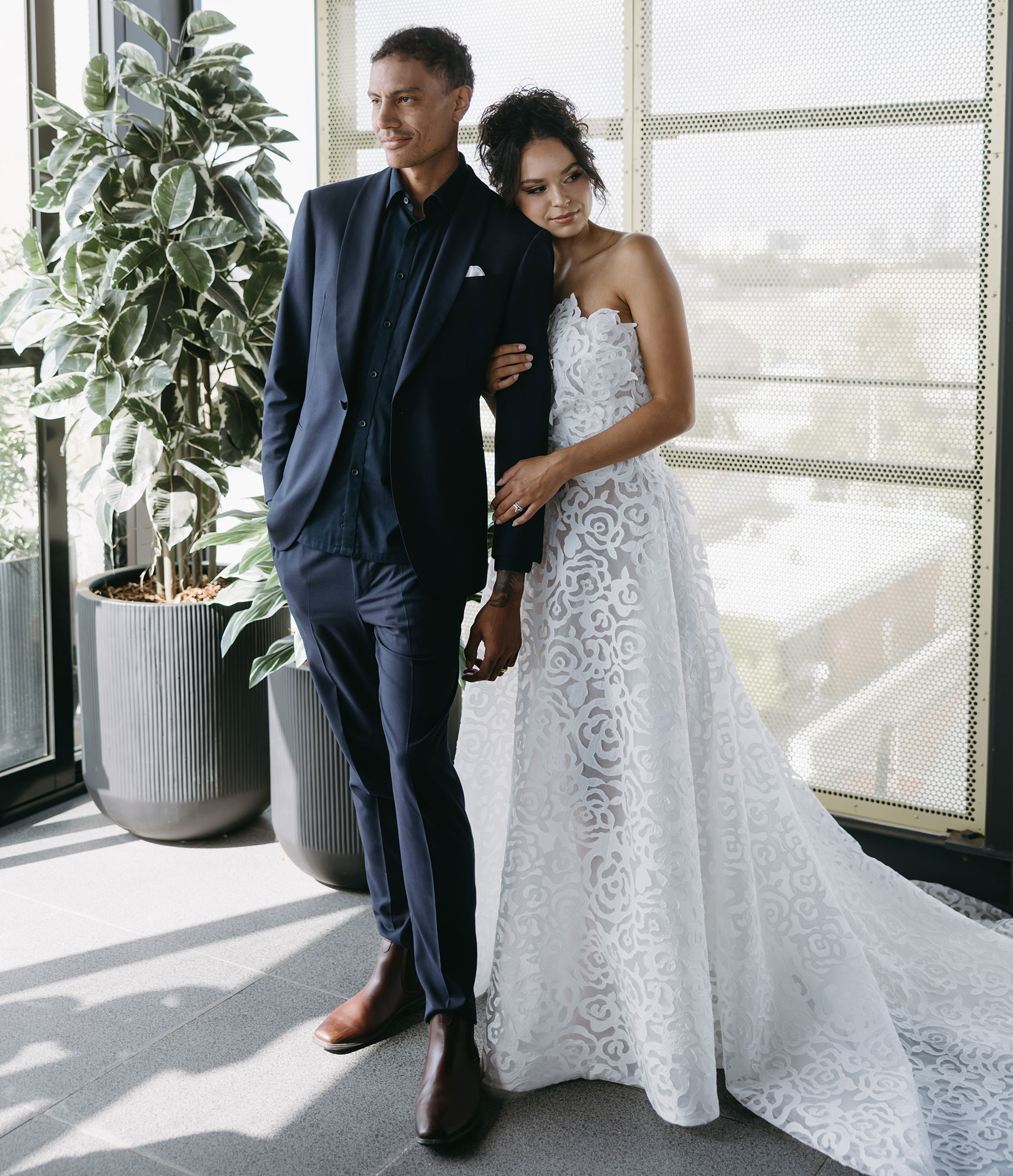 Rozella , Couple Look| Floral Lace Wedding Gown 3