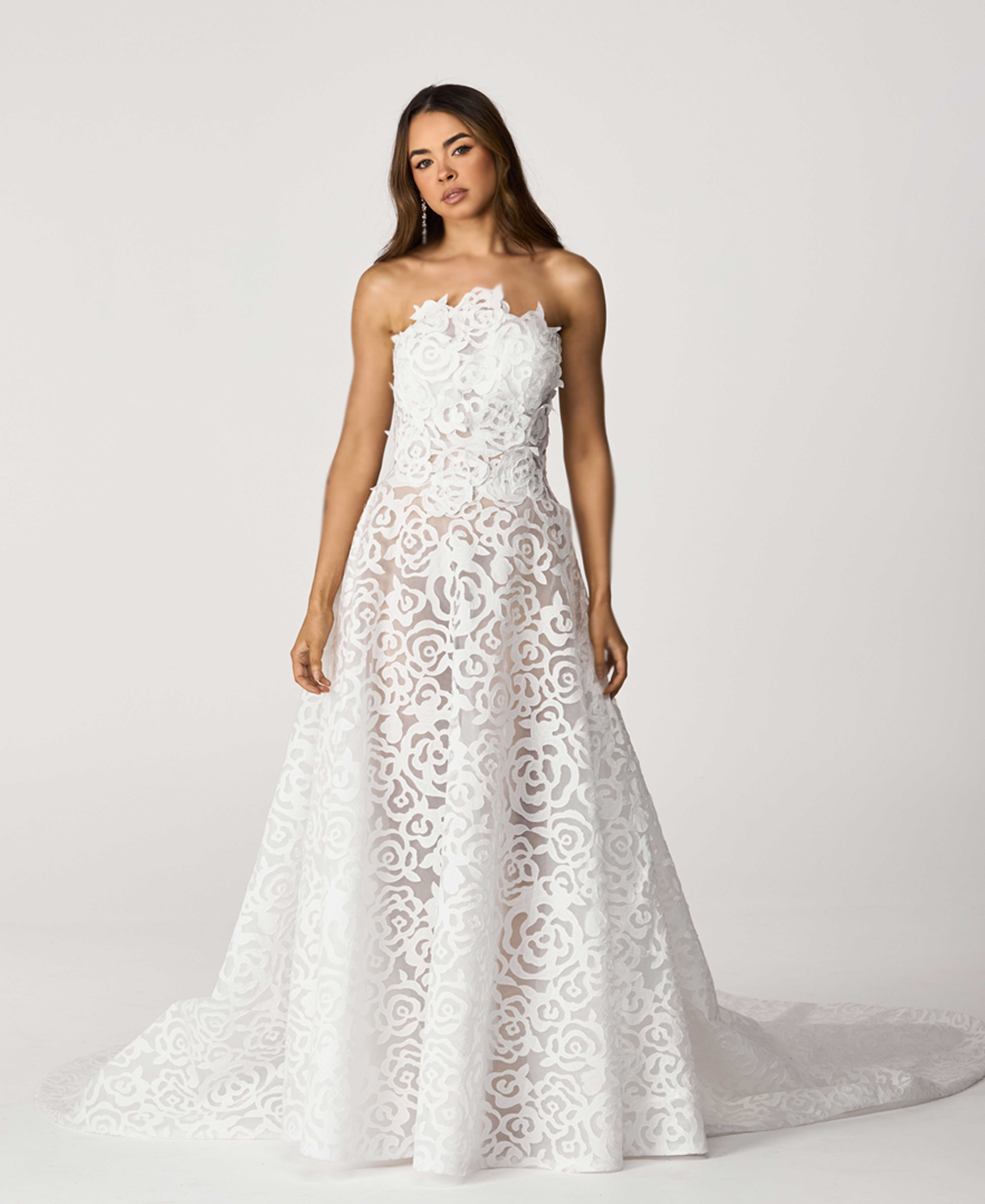 Rosella| Elegant Floral Lace Wedding Dress with Long Train
