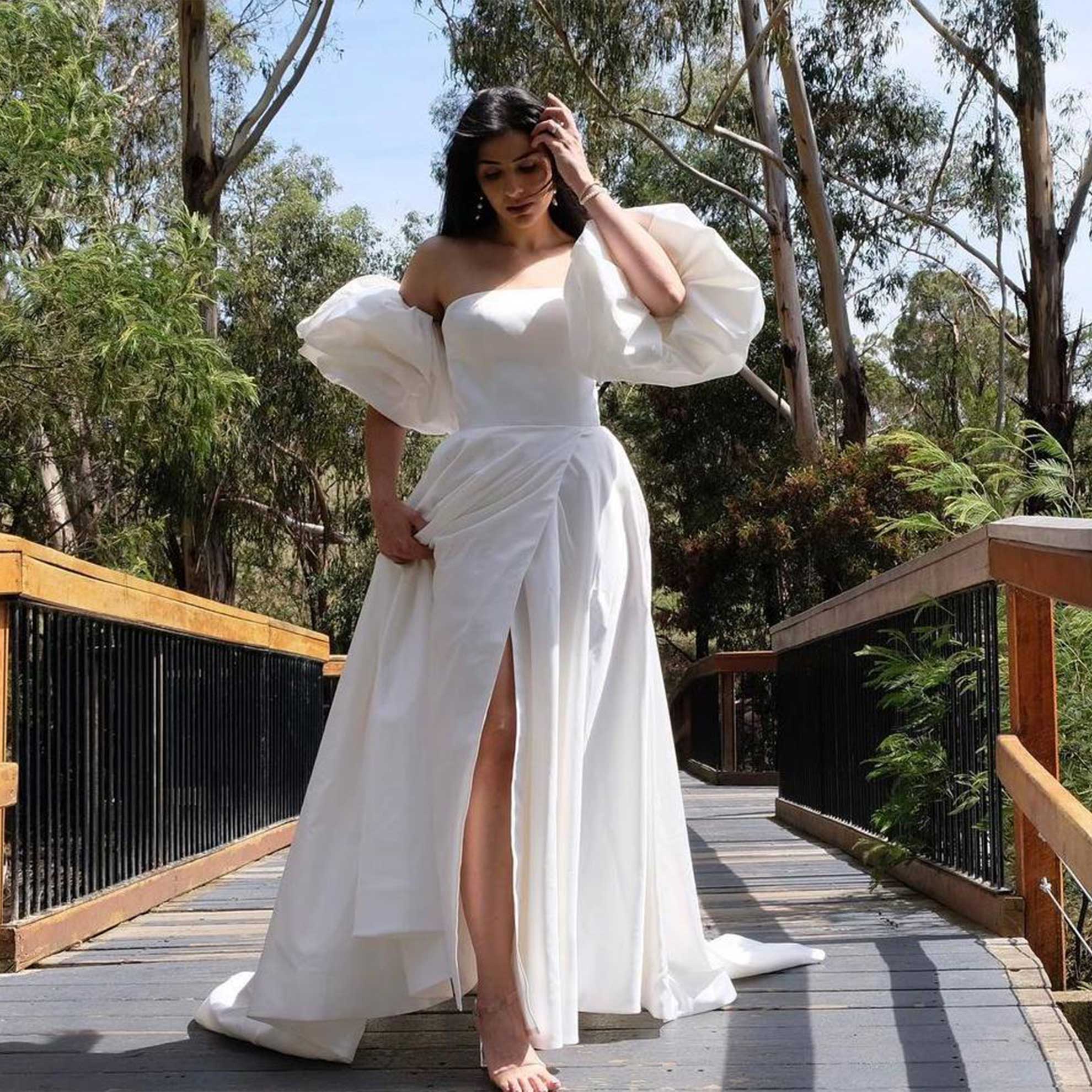 Sharon | Modern Off-Shoulder Wedding Dress with Elegant Puff Sleeves 4