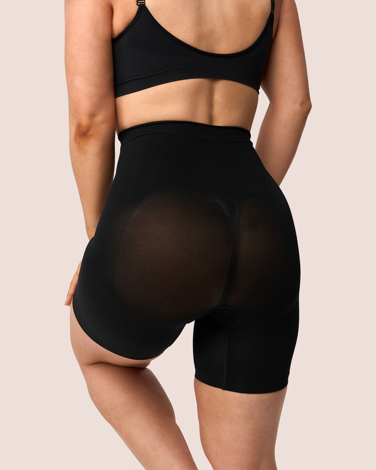 Seamless Mid-Thigh Shorts 2