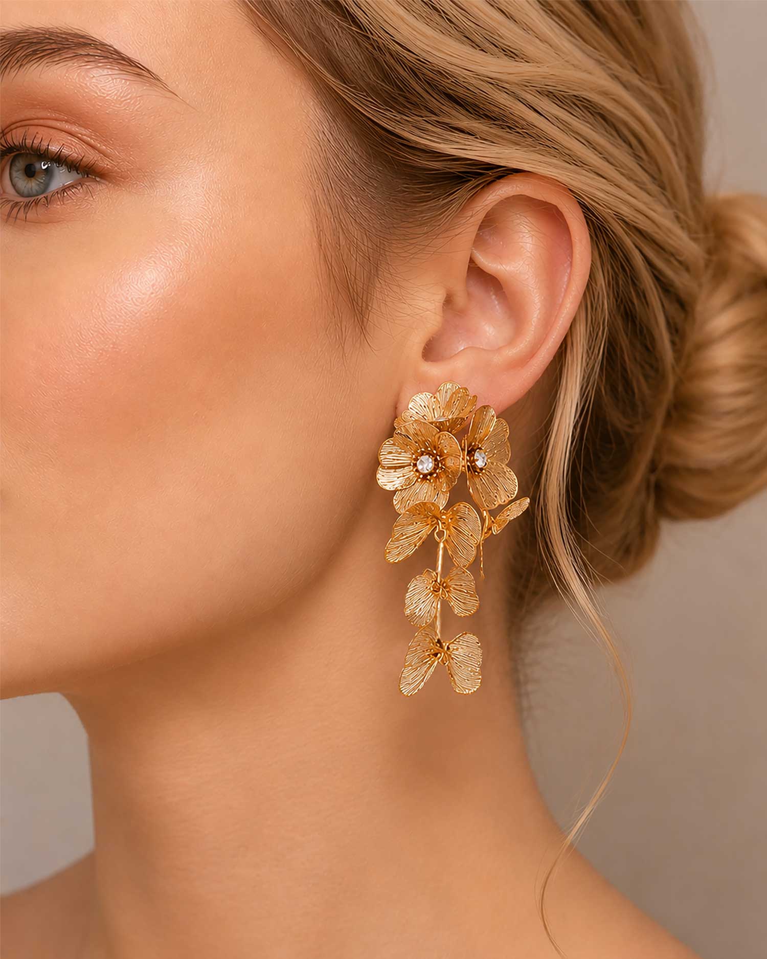 Amara – Golden Floral Drop Earrings