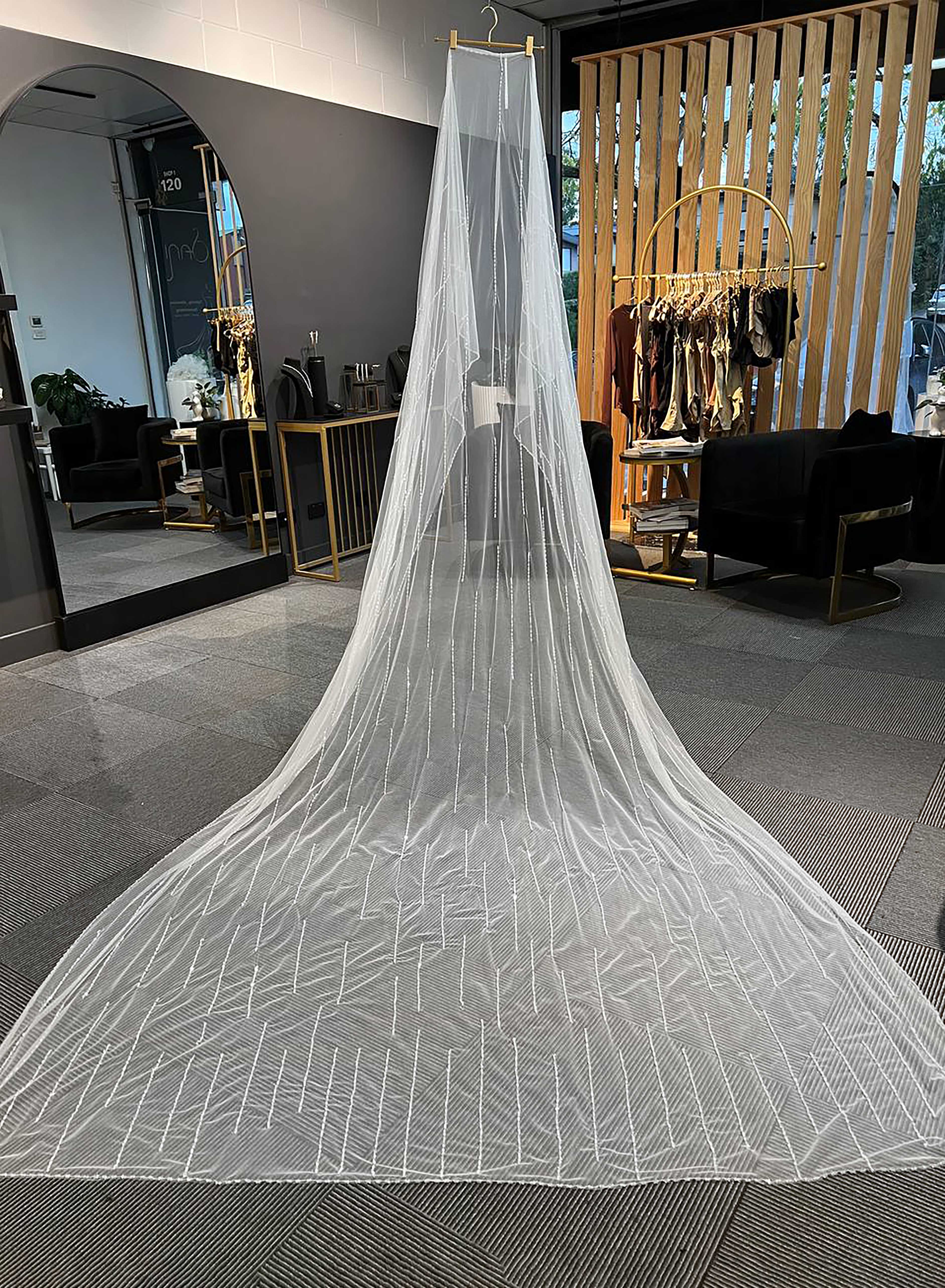 Astra – Crystal Pearl Cathedral Veil 4