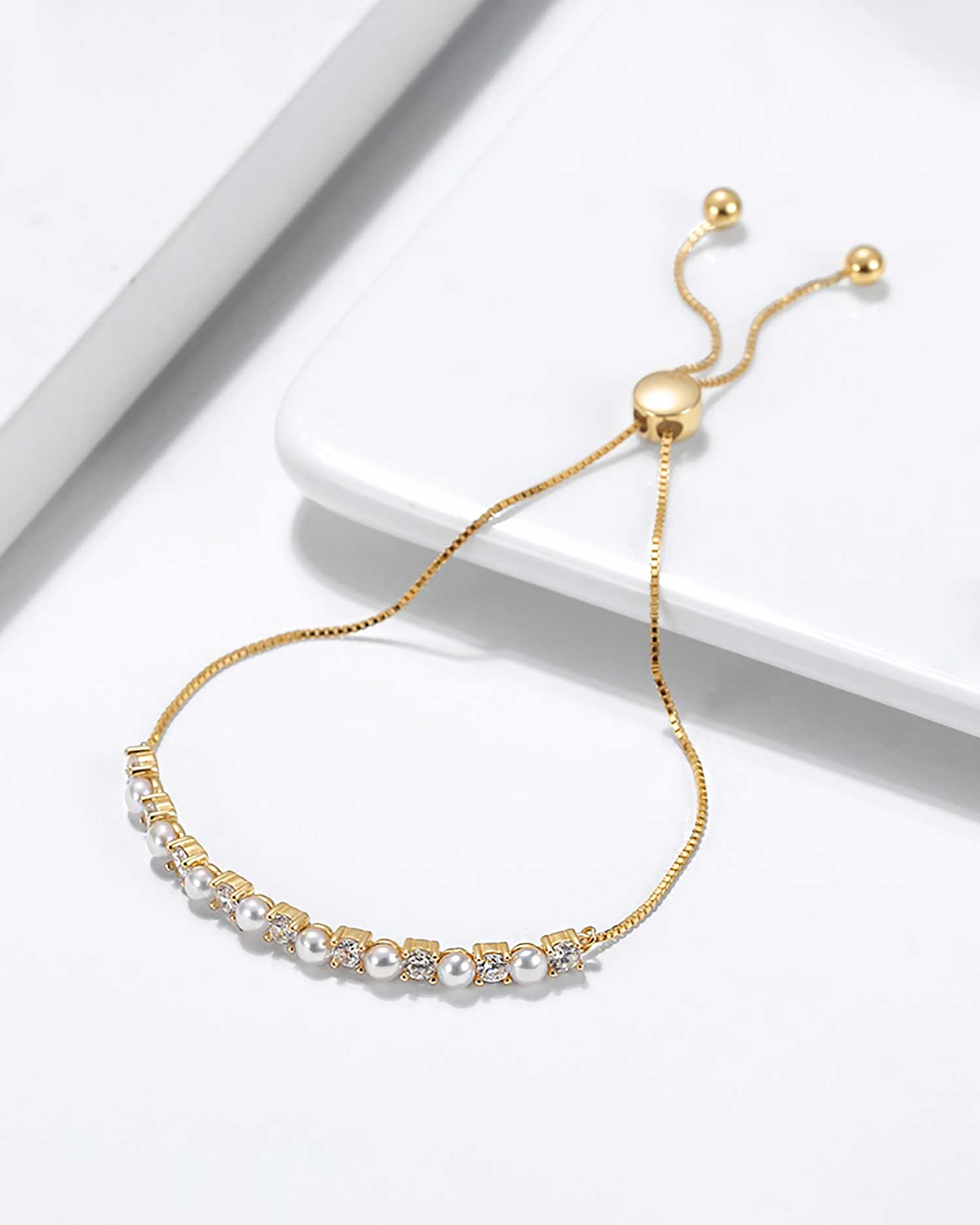 Aurelia β Freshwater Pearl & Zircon Bracelet