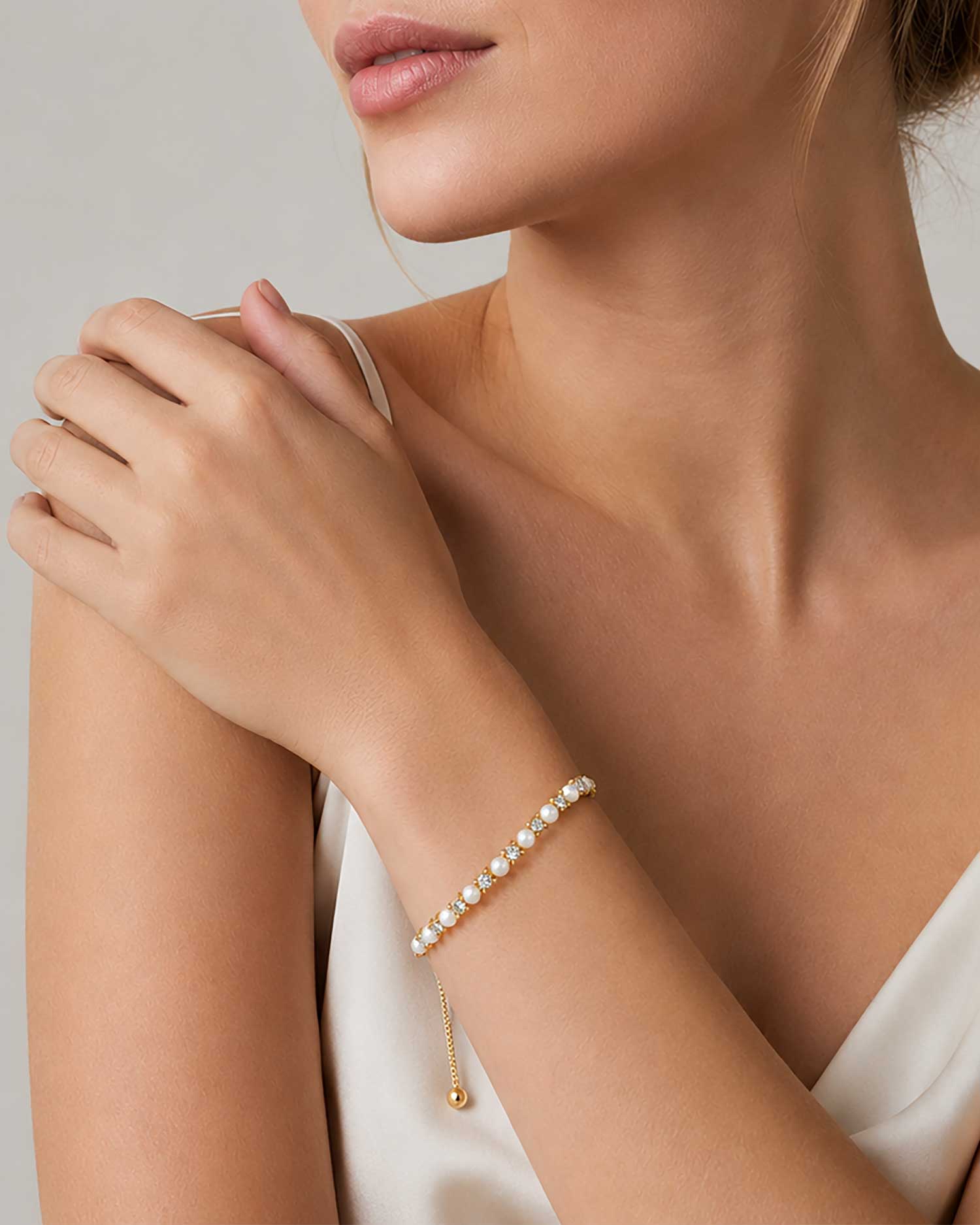 Aurelia – Freshwater Pearl & Zircon Bracelet 2