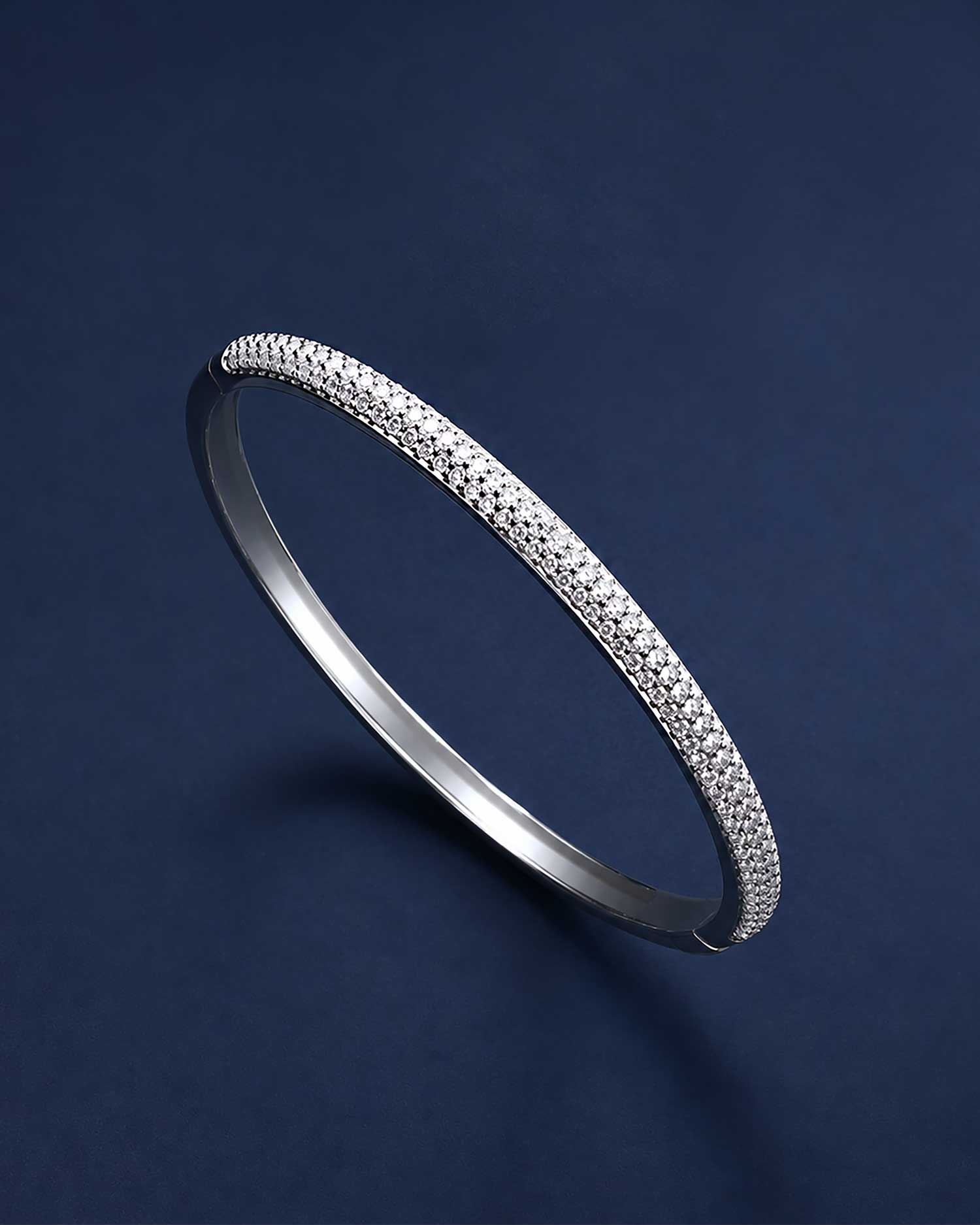 Callia – Moissanite Sterling Silver Bangle 2