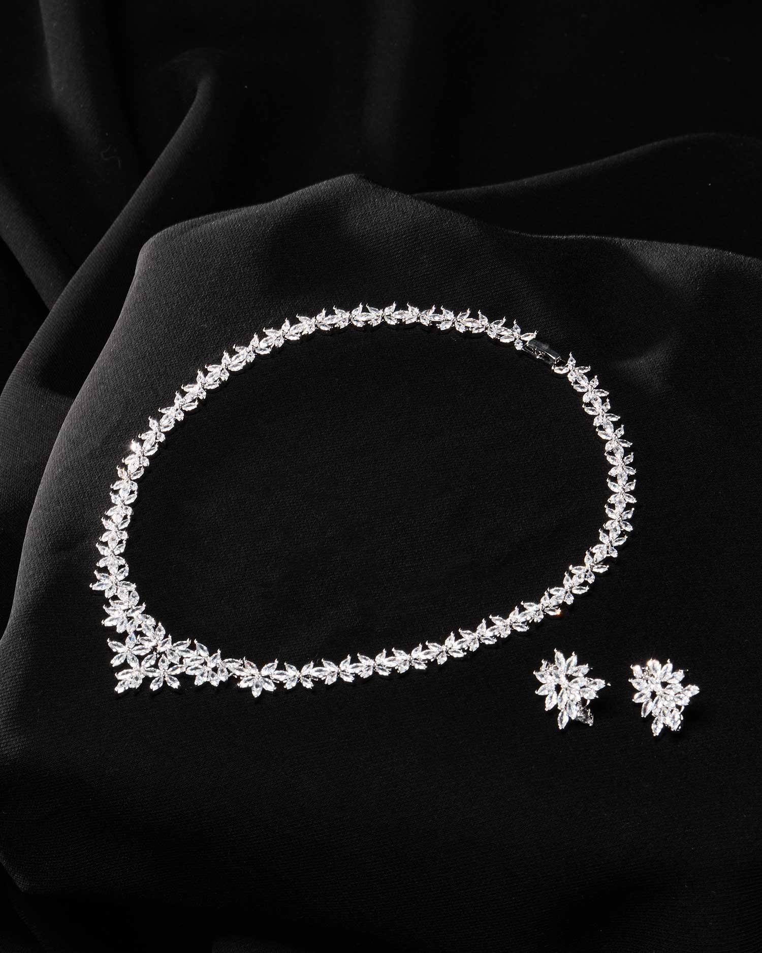 Eloura β Flower Zircon Bridal Set