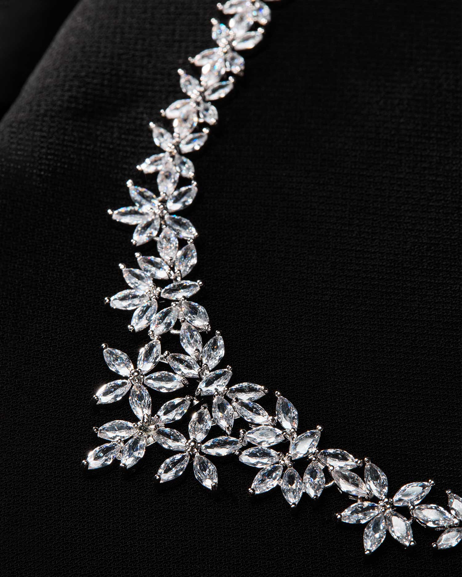 Eloura – Flower Zircon Bridal Set 3