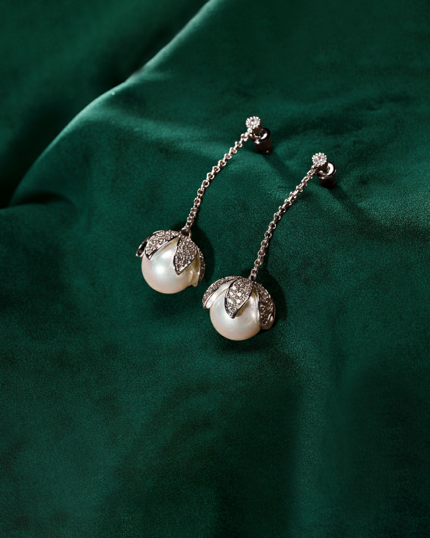 Evania – Flower Pendant Drop Set 2