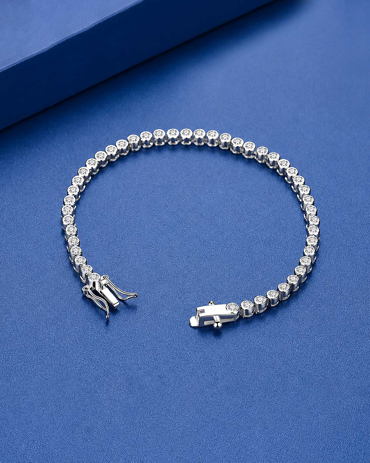 Lunara – Zircon Tennis Bracelet 4