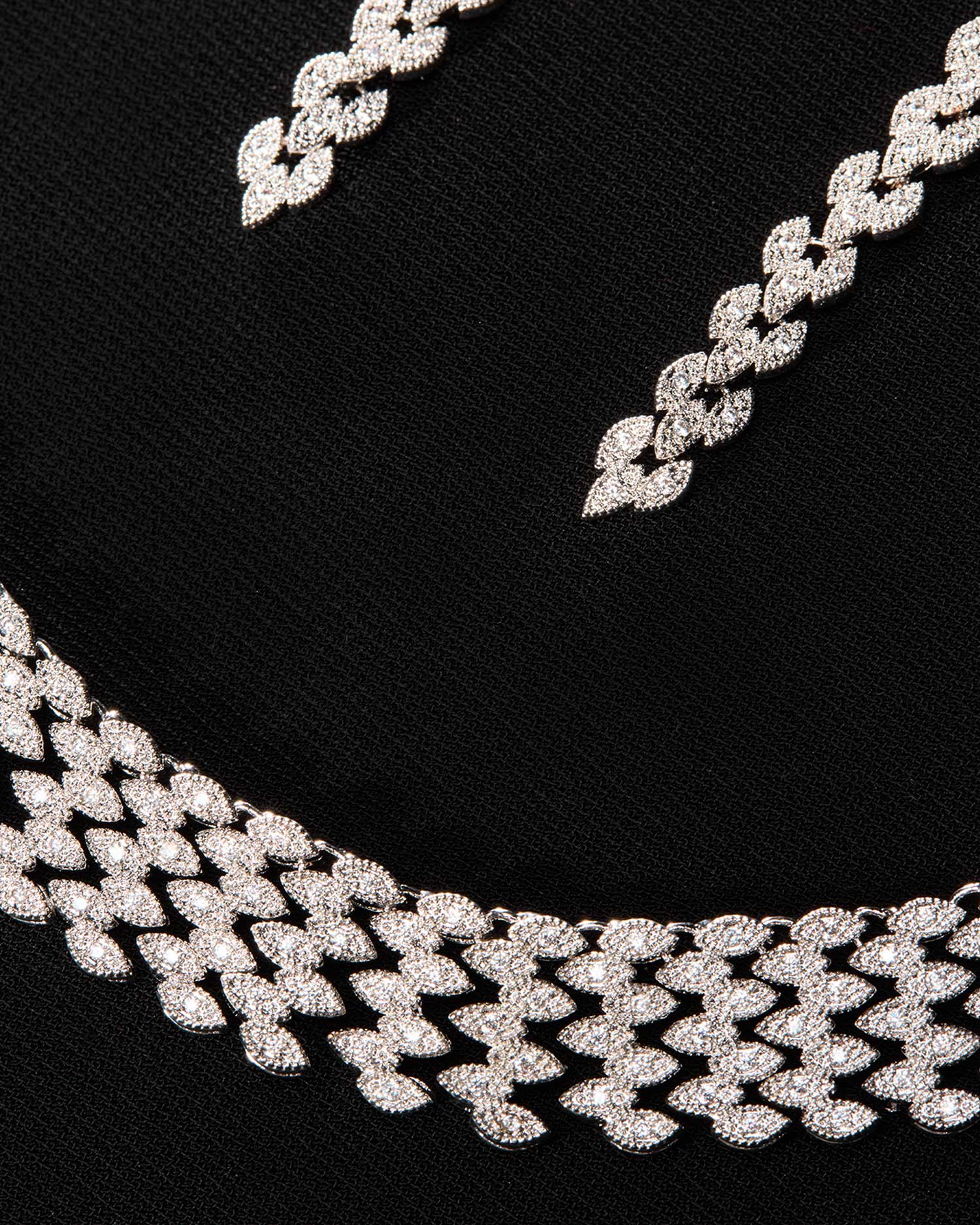 Lustra – Luxe Zircon Bridal Set 3