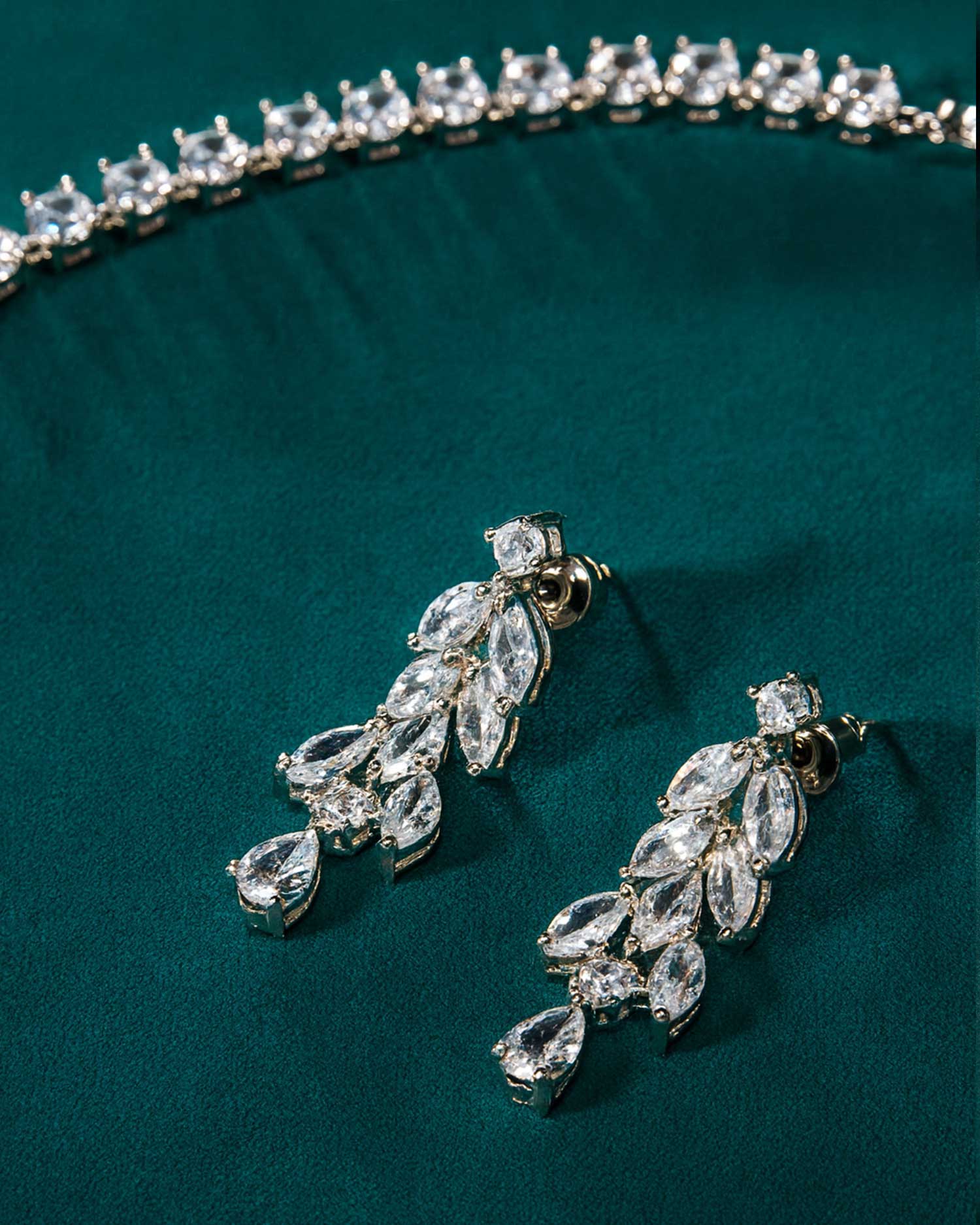 Lyven – Flower Zircon Bridal Set 3