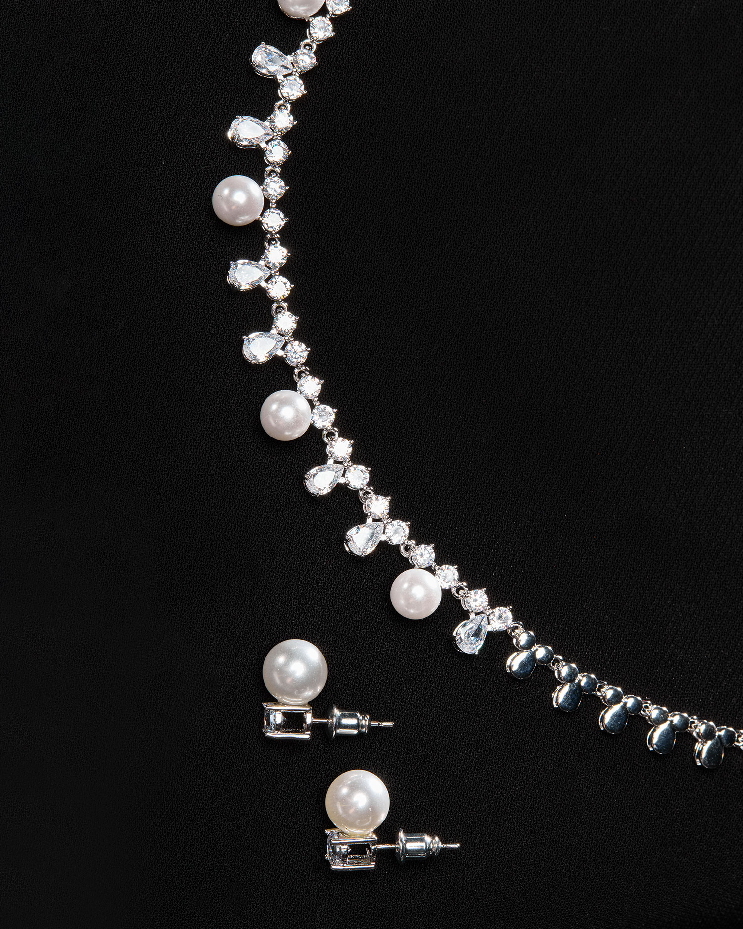 Nersia – Pearl & Zircon Bridal Set 2