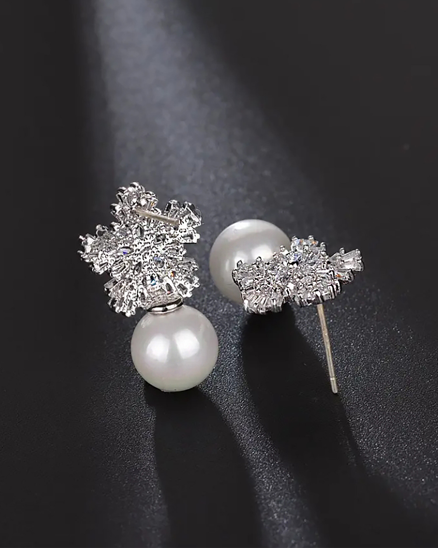 Perola – Pearl Drop Blossom Earrings 3