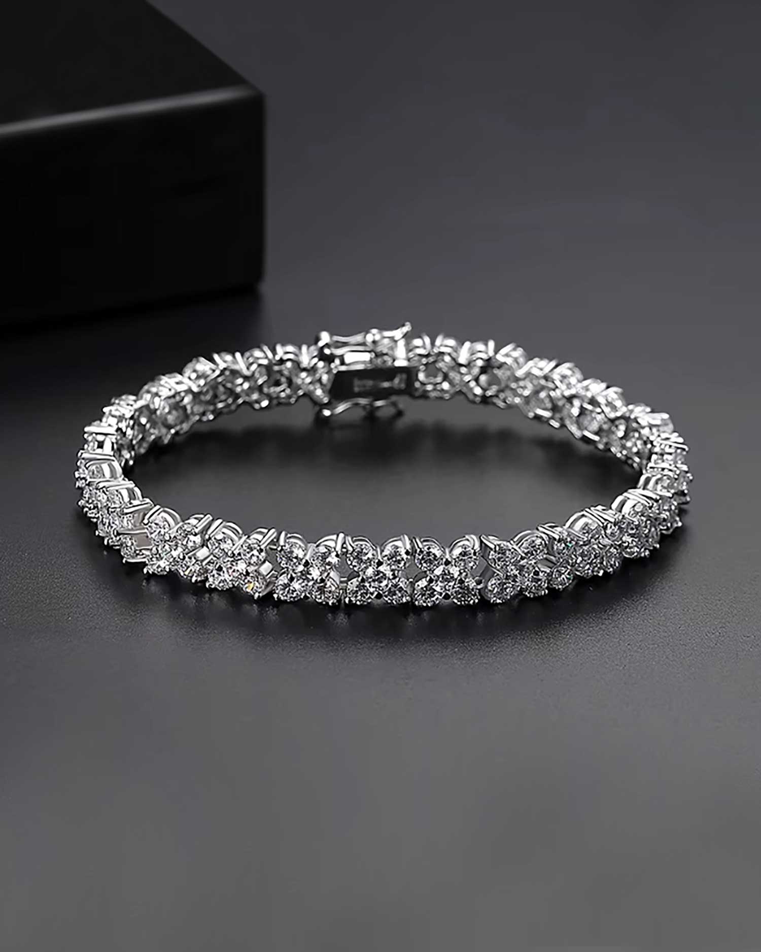 Solene β Floral Zircon Tennis Bracelet