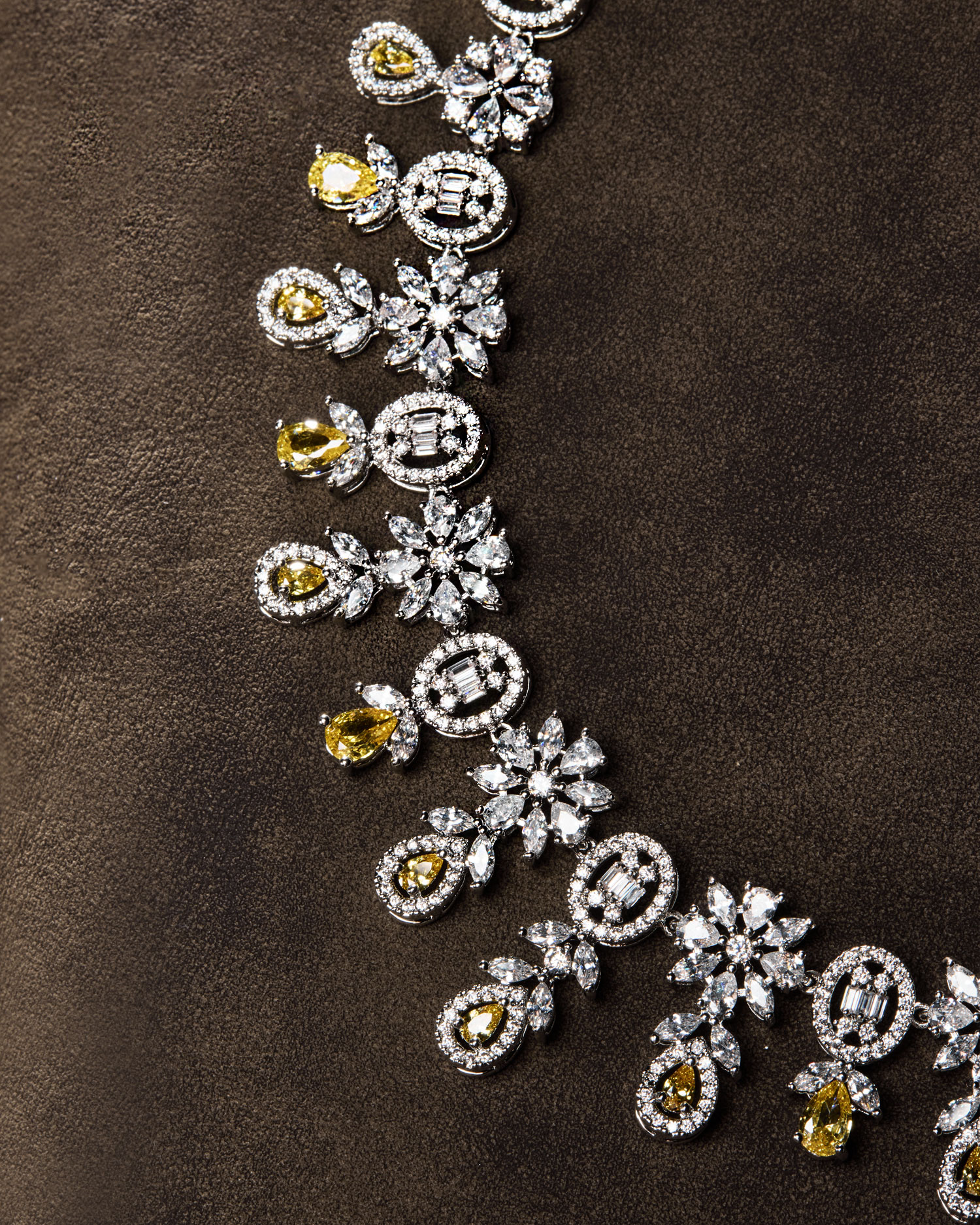 Solis – Yellow & White Zircon Bridal Set 2