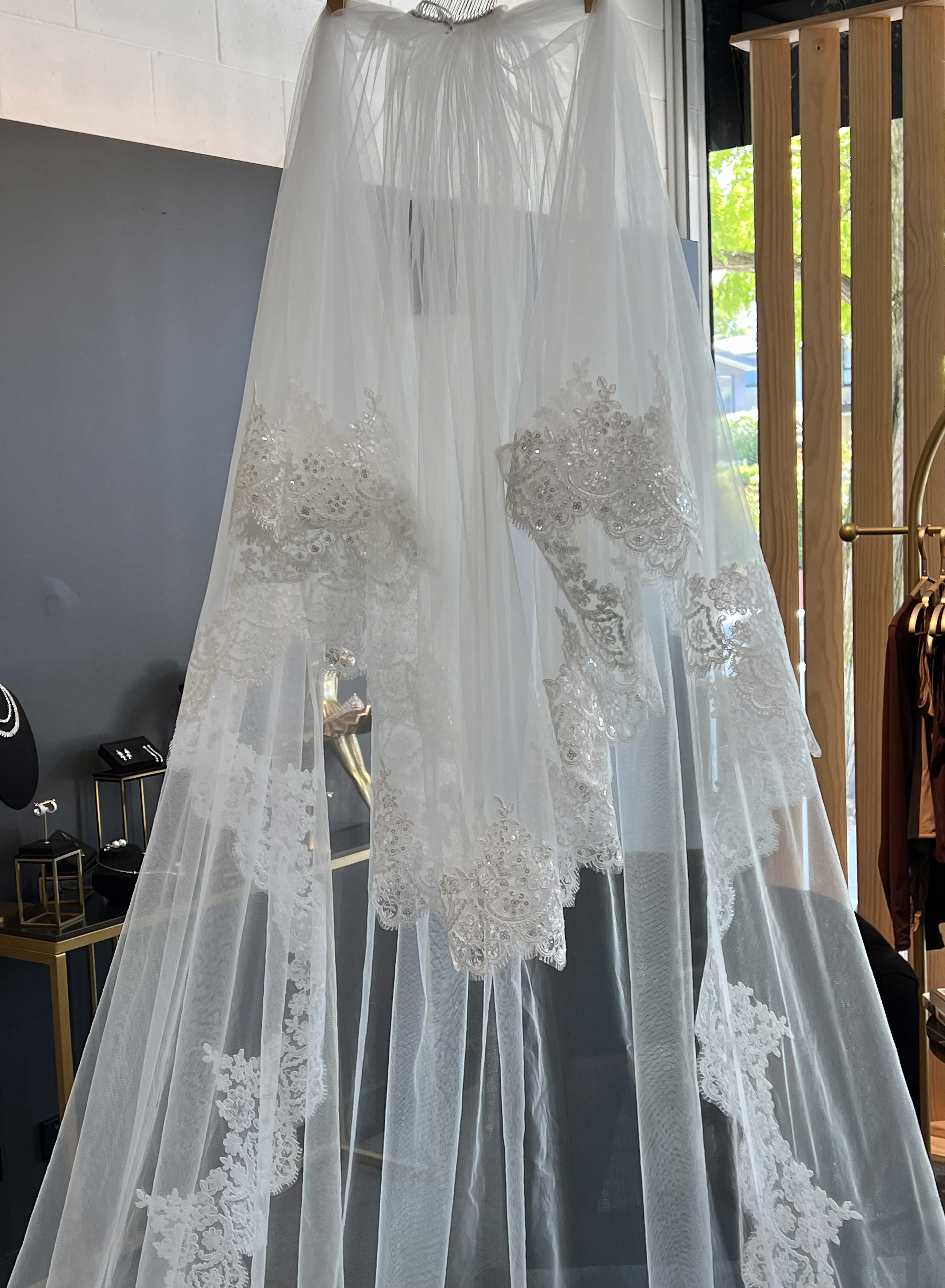 Star – Lace Edge Cathedral Veil 2