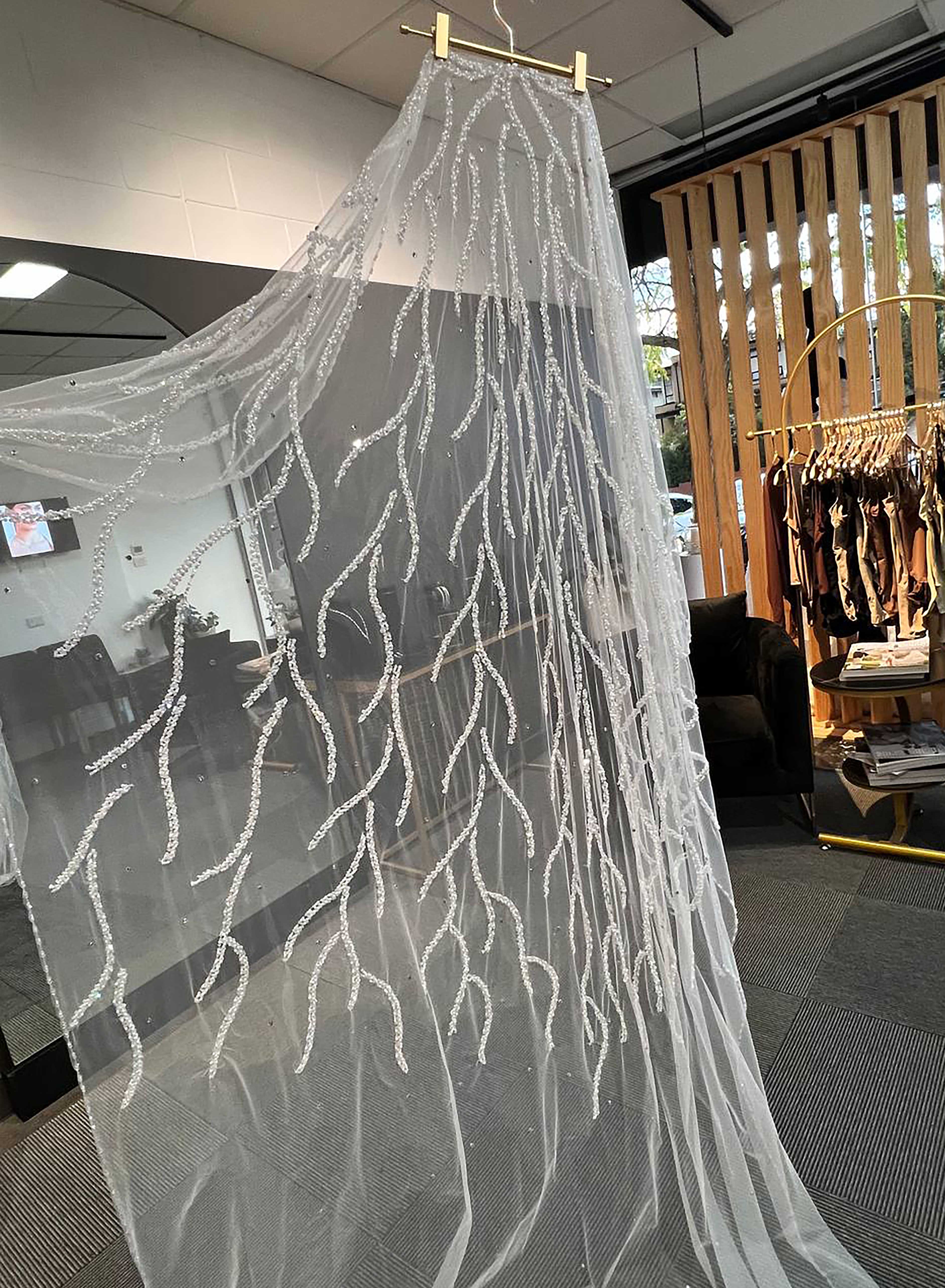 Sylva β Crystal Vine Cathedral Veil