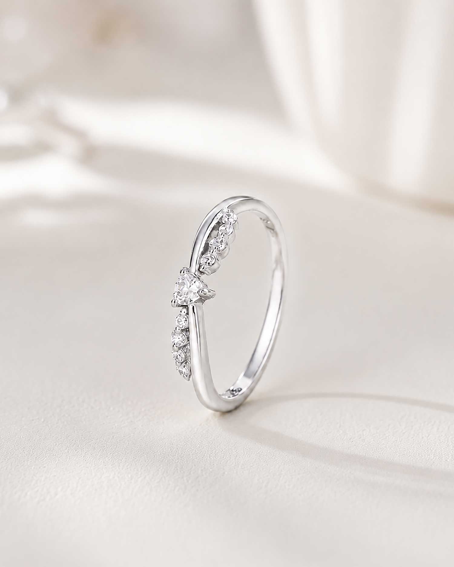 Veya – Heart Zircon Silver Ring 3