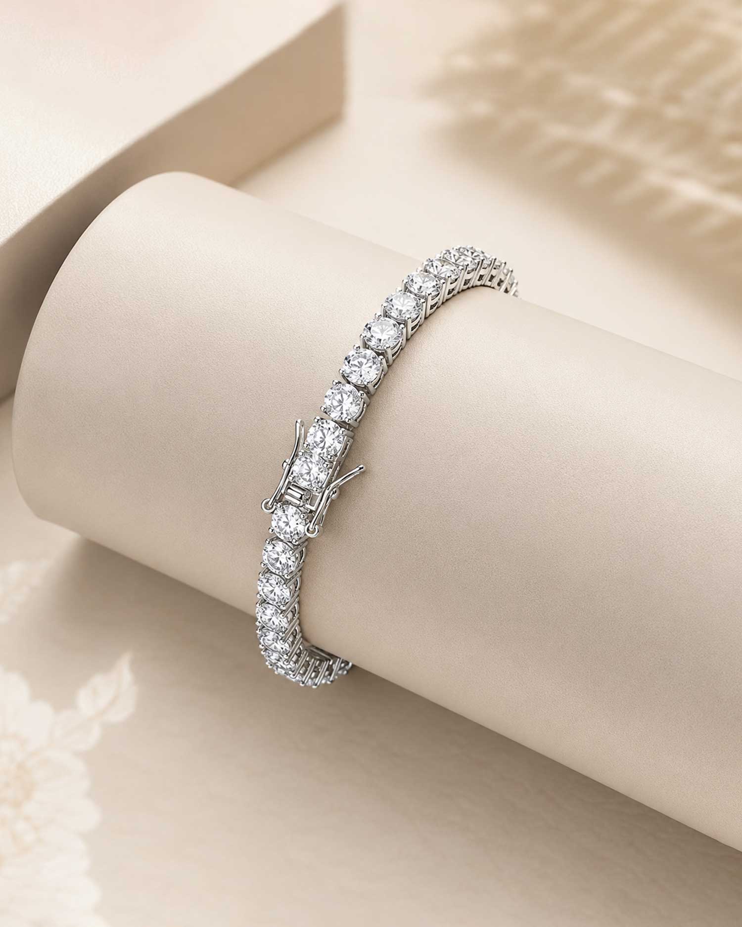 Veyra – 4mm Moissanite Tennis Bracelet 4