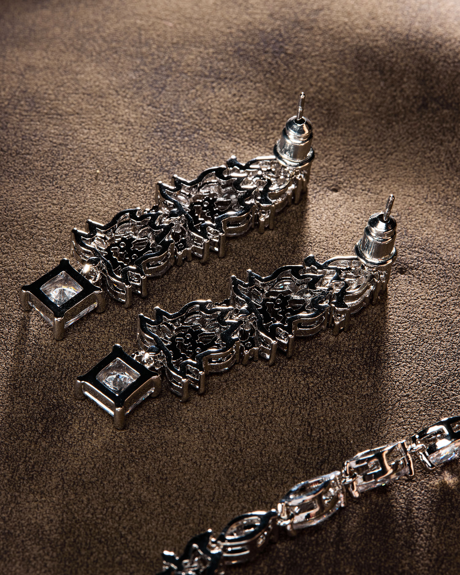 Zerina – Vintage Flower Zircon Bridal Set 4