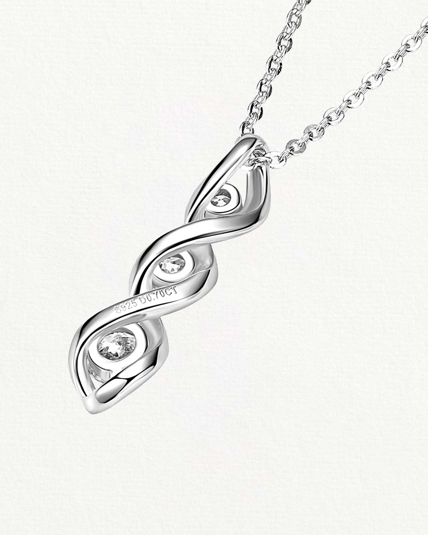 Arviela – Moissanite Twist Pendant Necklace 4