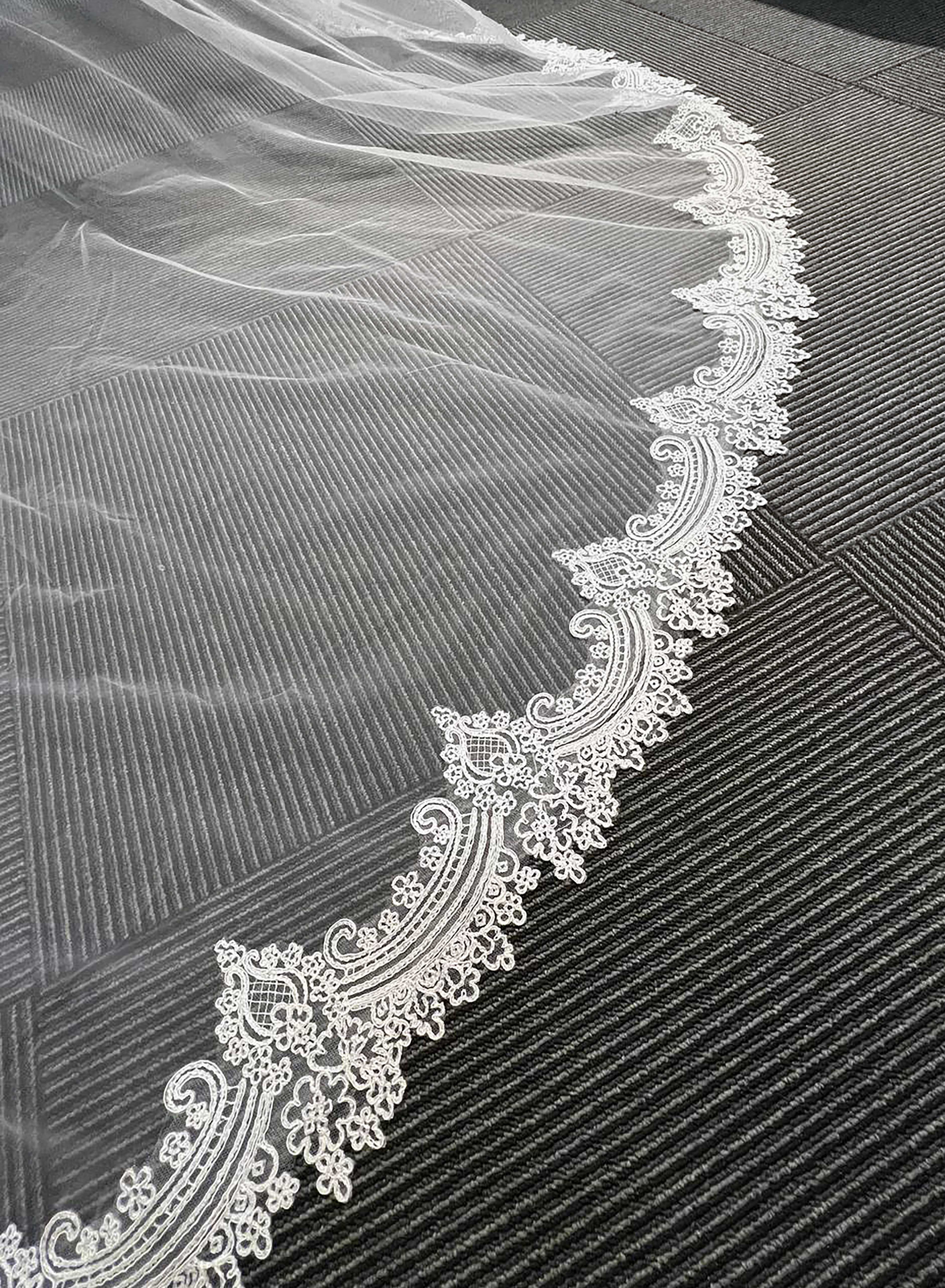 Elise – Lace Edge Cathedral Veil 4
