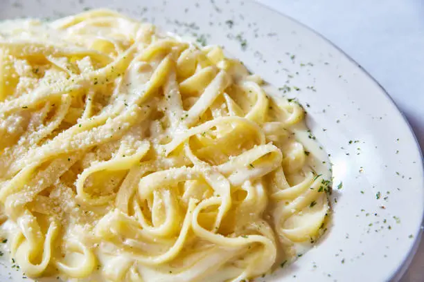 Pasta burro e Parmigiano