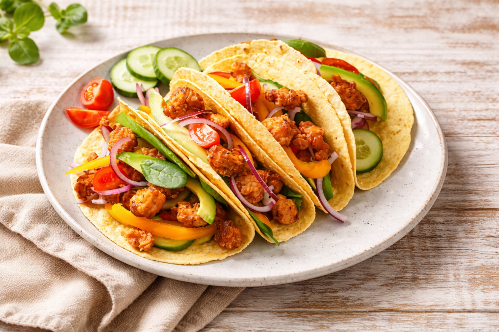 Mini tacos con pollo speziato