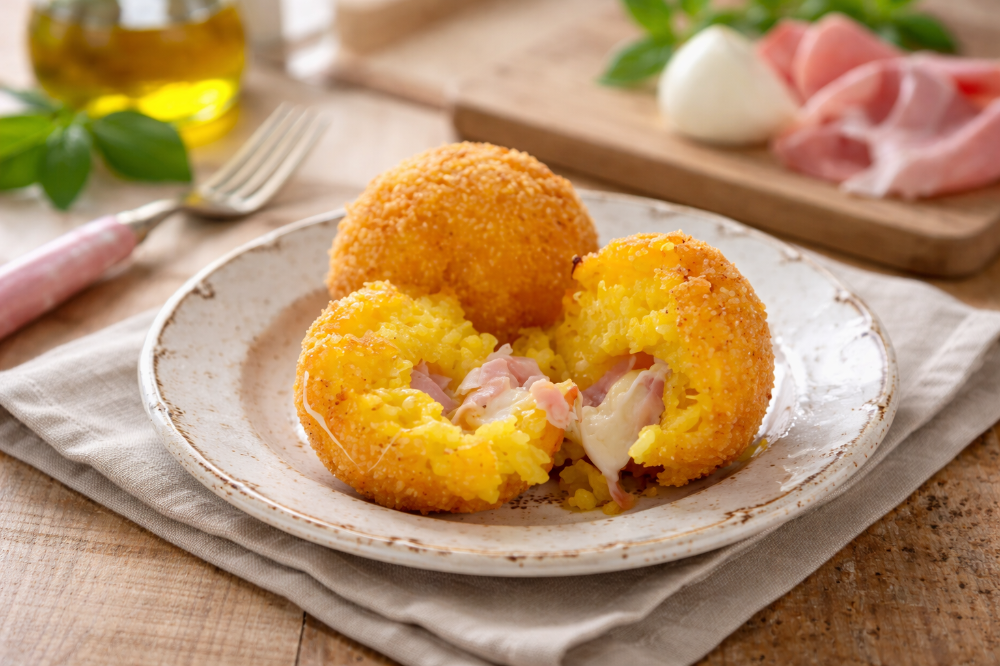 Arancini mozzarella e prosciutto