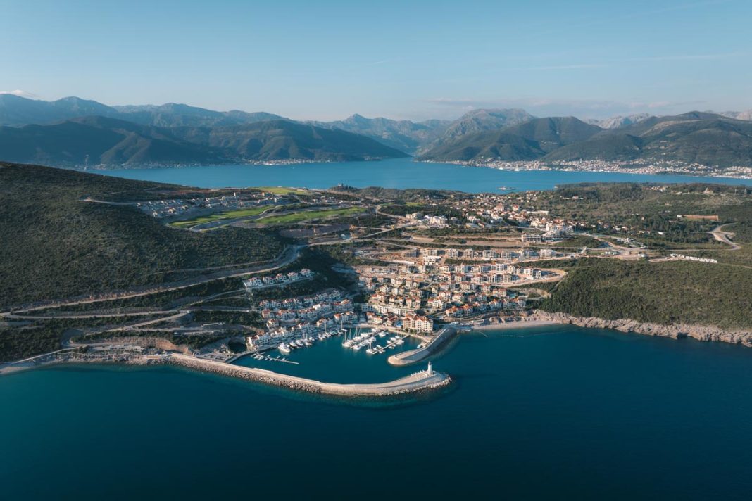 Luštica Bay