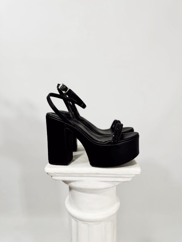 Intense negro (38 - 39 - 40 / ecocuero)