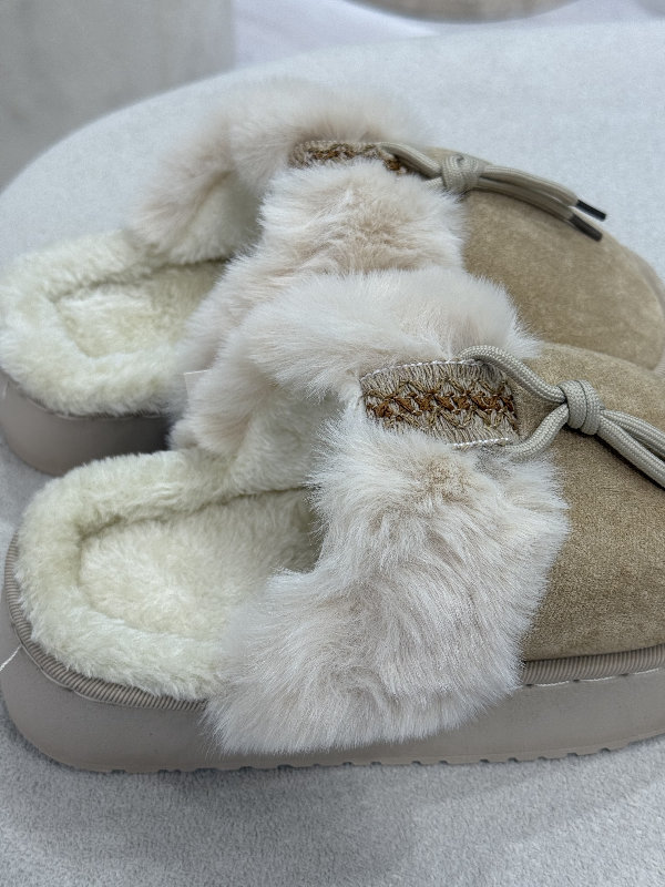 Pantuflas Gina beige
