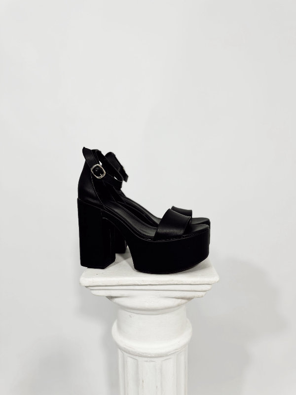 Serenity negro (39 / ecocuero)