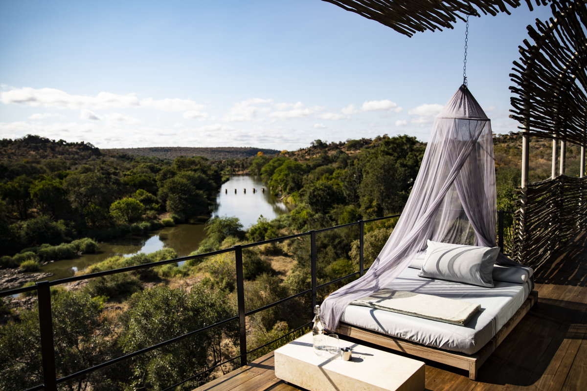 Singita-Lebombo-Lodge-Outdoor-sleeping-with-a-view.jpg