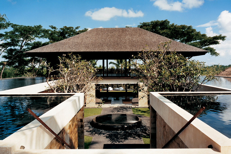 COMOShambhala%20Estate%20-%20The%20Estate%20-%20%20Ojas%20Building120dpi.jpg