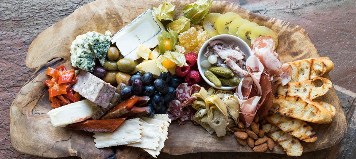 Sheldon-Chalet-MH-Charcuterie-Board.jpg