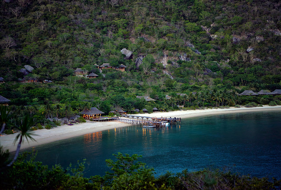 ニンバン975x660_Six_Senses_Ninh_Van_Bay_from_distance2_140x87.jpg