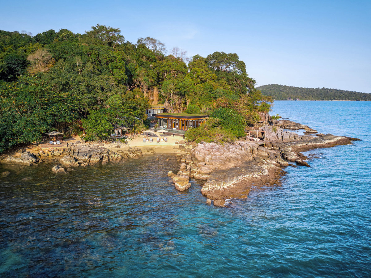 krabey-island-cambodia_aerial_view_of_the_beach_retreat.jpg