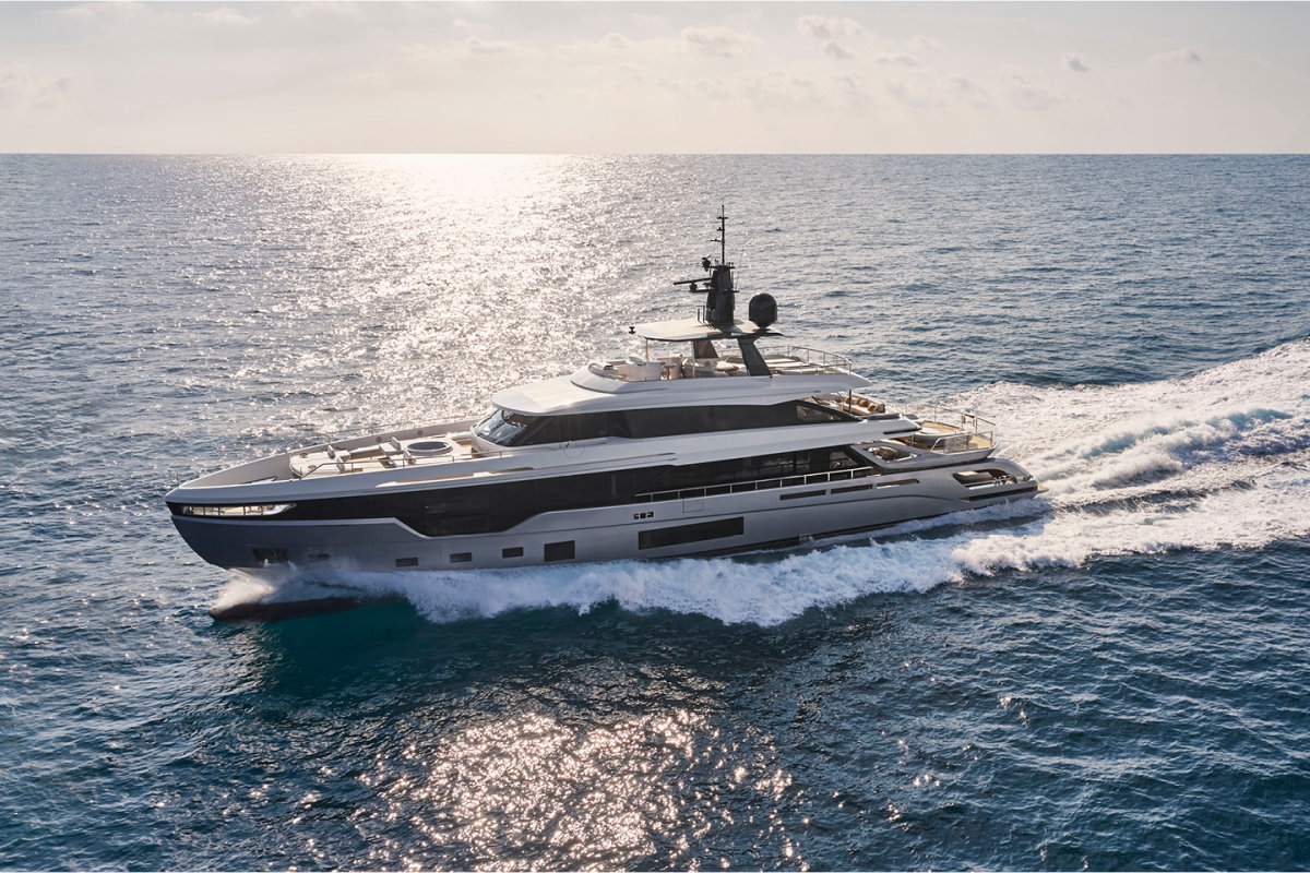 azimut123_20210528132147_trideck_gallery_web13.jpg