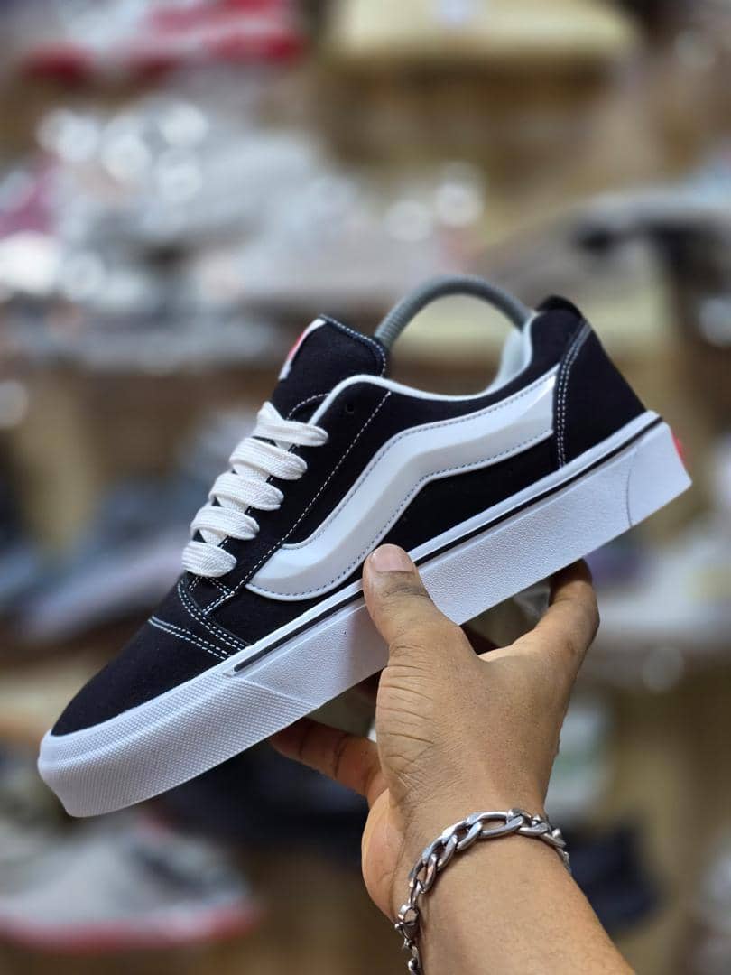 Vans Knu Skool Black White