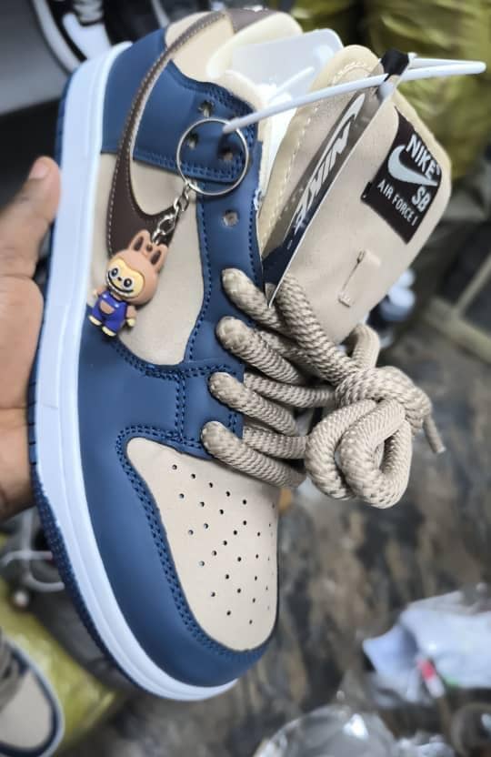 Nike SB Dunk High Navy Beige Rope Laces